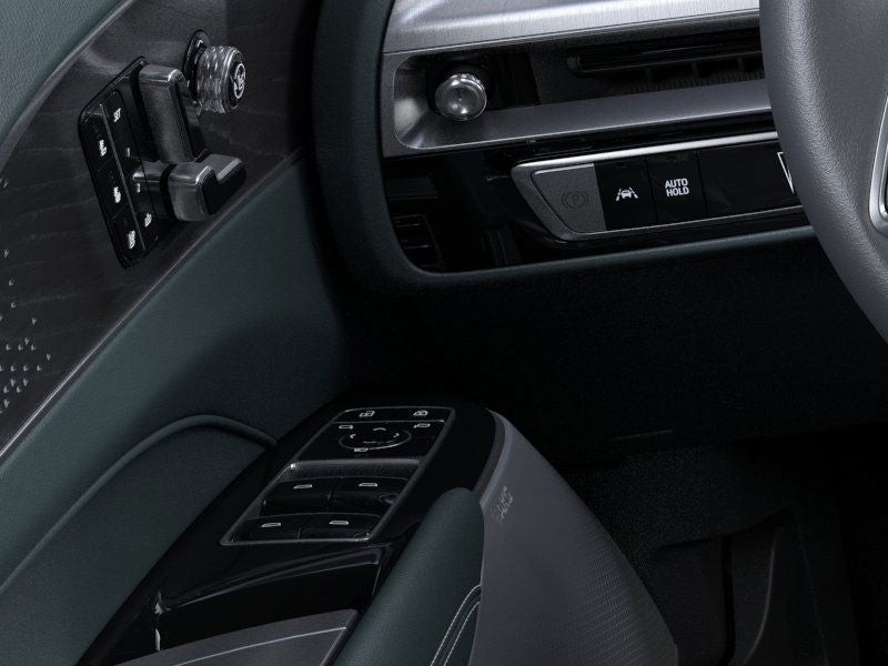 2026 Cadillac LYRIQ Signature Sport