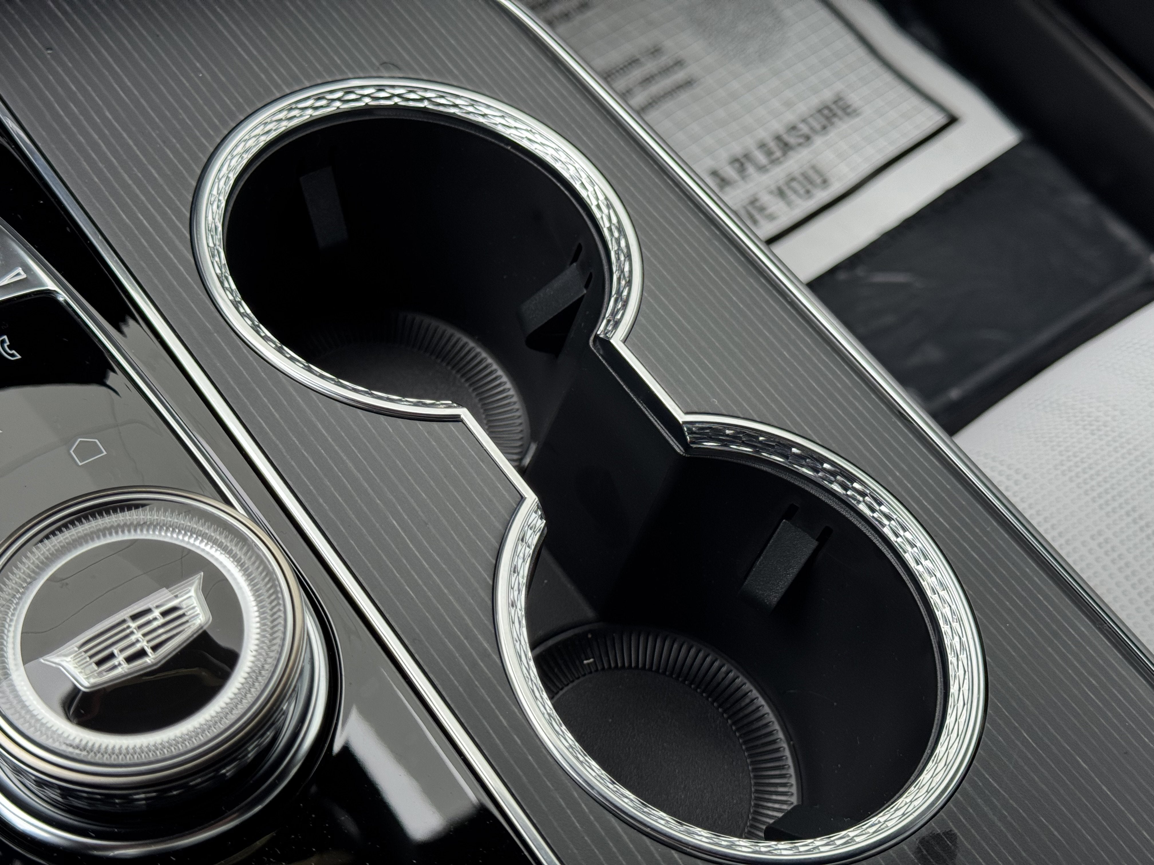 2025 Cadillac LYRIQ Sport 3