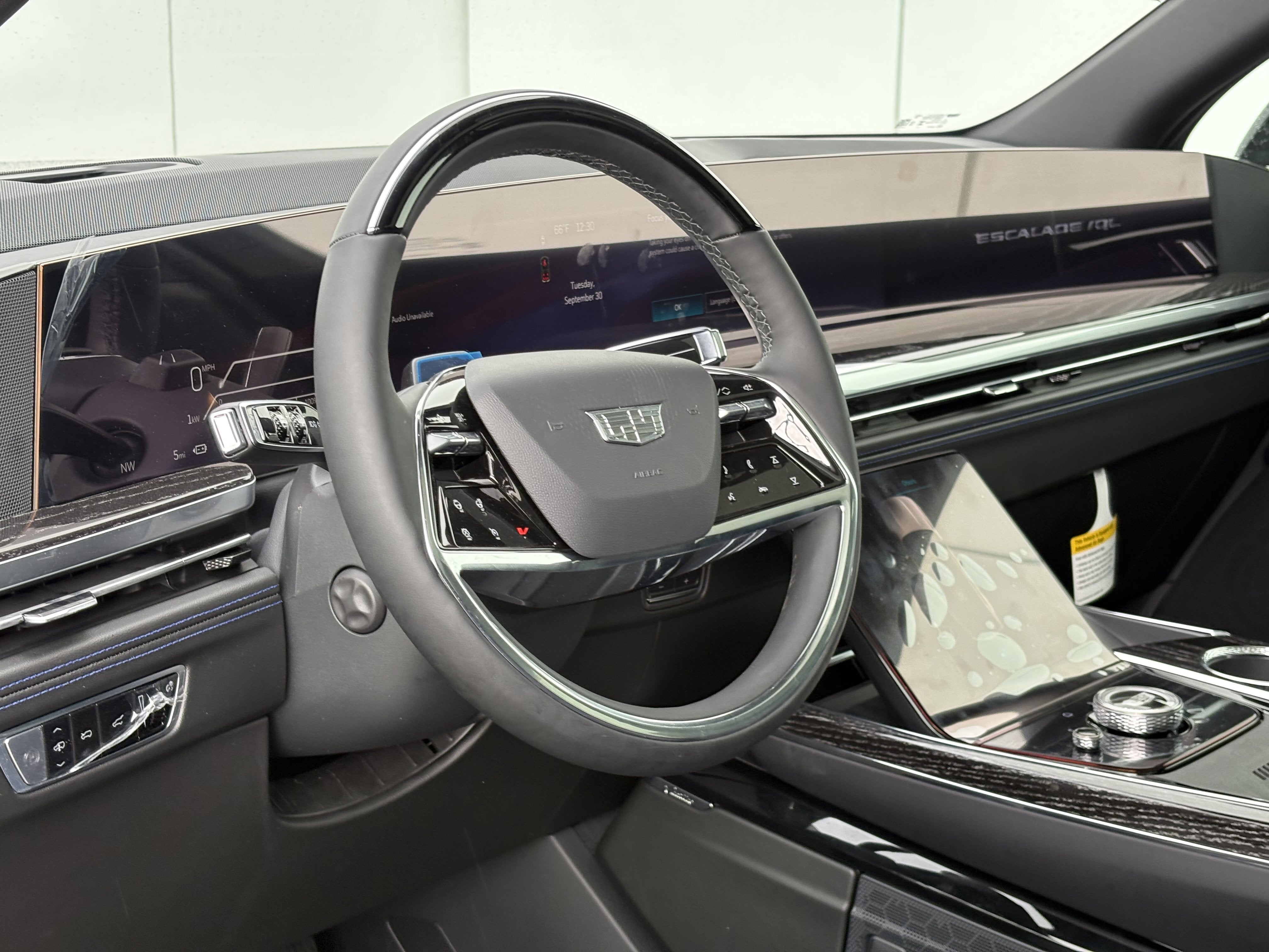 2026 Cadillac ESCALADE IQL Sport