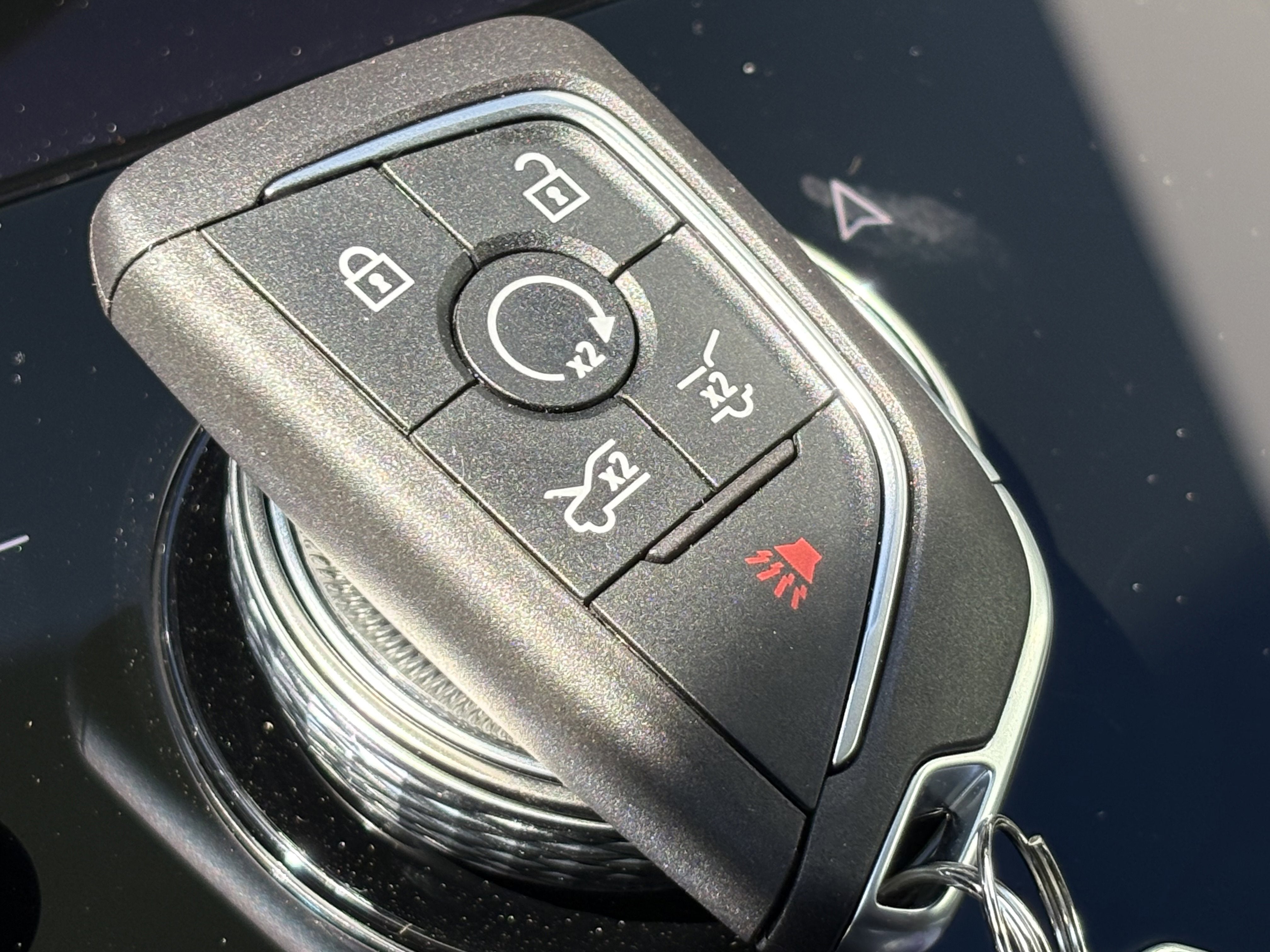 2026 Cadillac ESCALADE IQL Sport