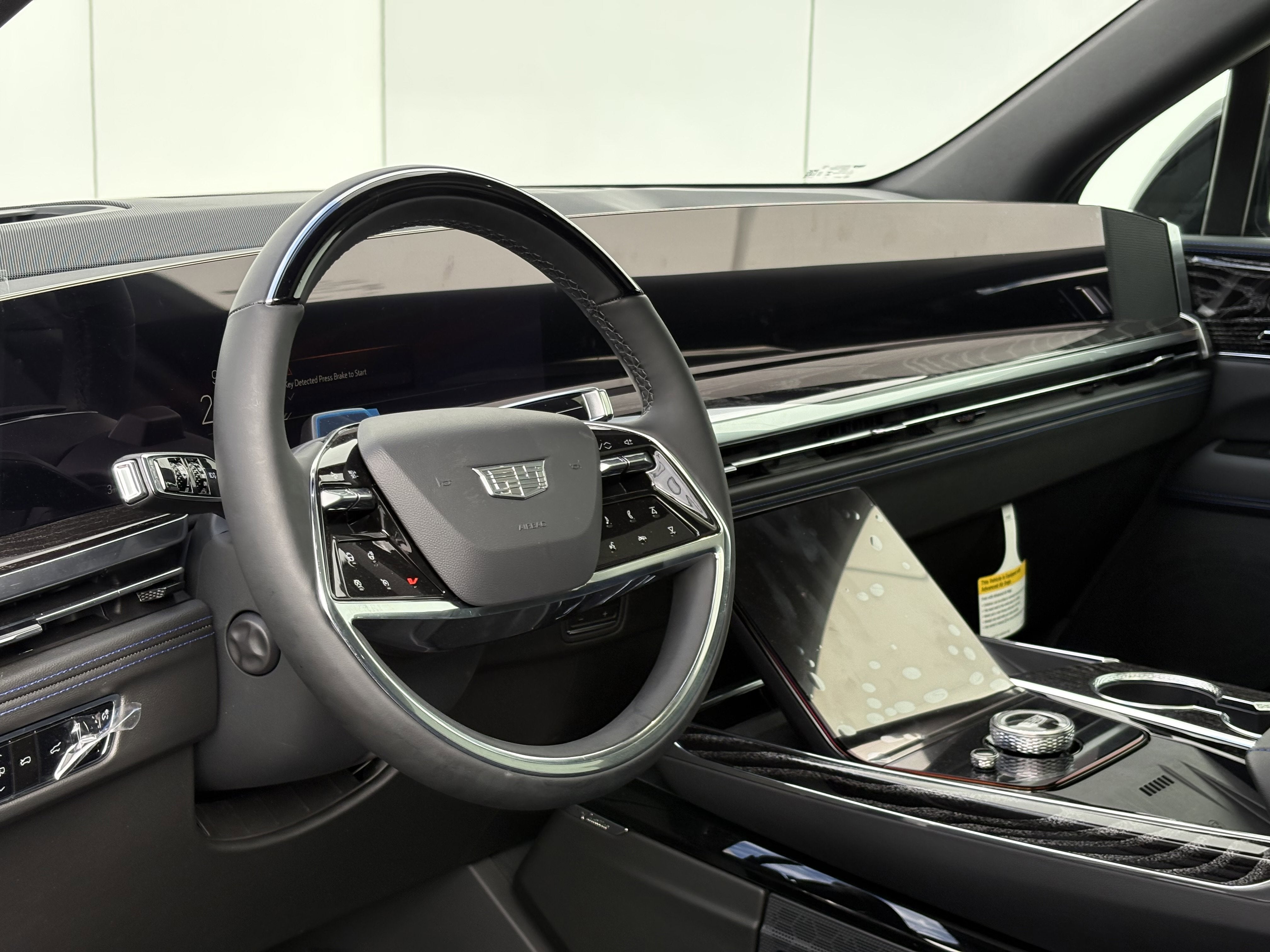 2026 Cadillac ESCALADE IQL Sport