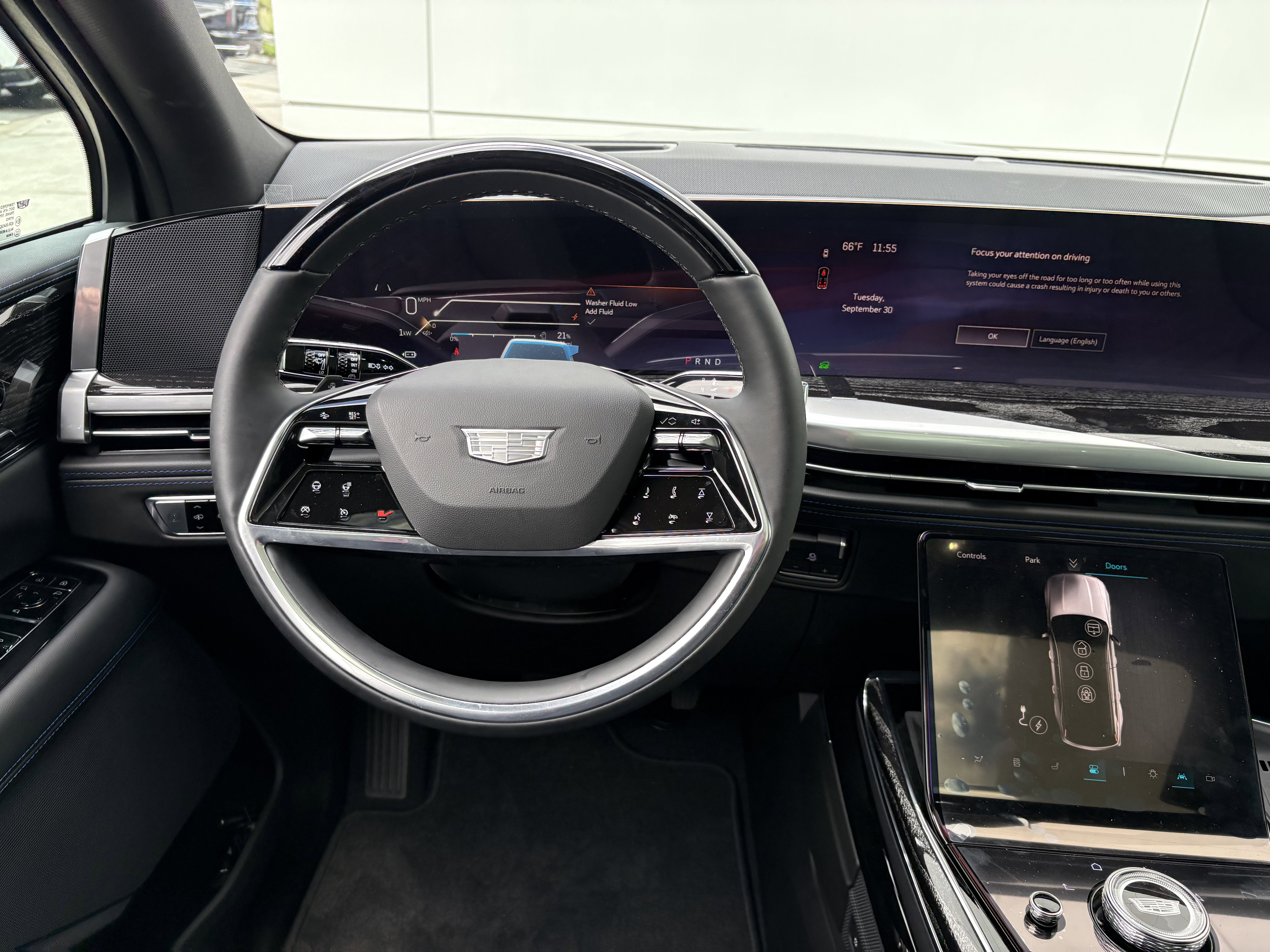 2026 Cadillac ESCALADE IQL Sport