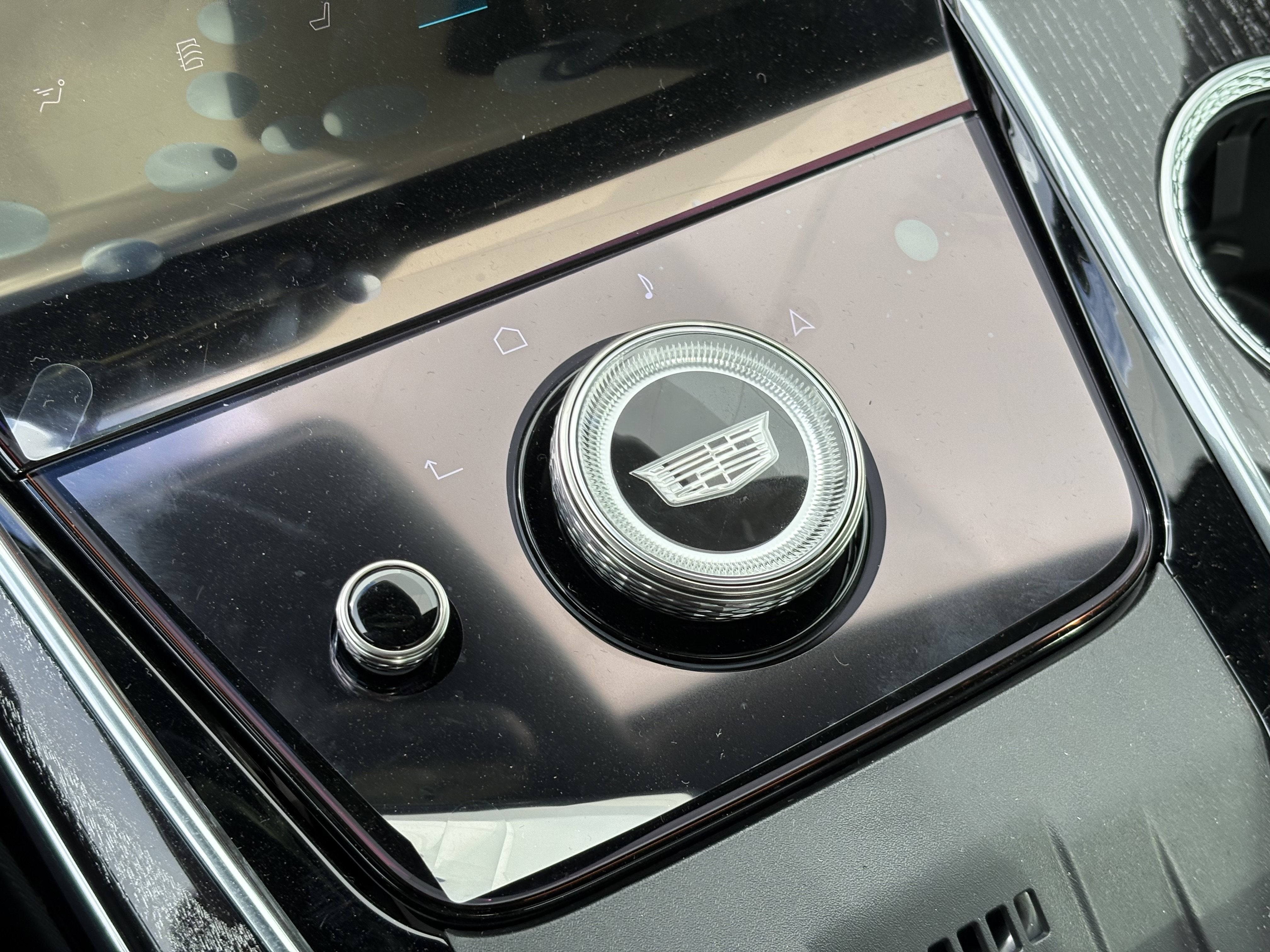 2026 Cadillac ESCALADE IQL Sport