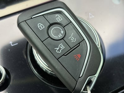 2026 Cadillac ESCALADE IQL Sport