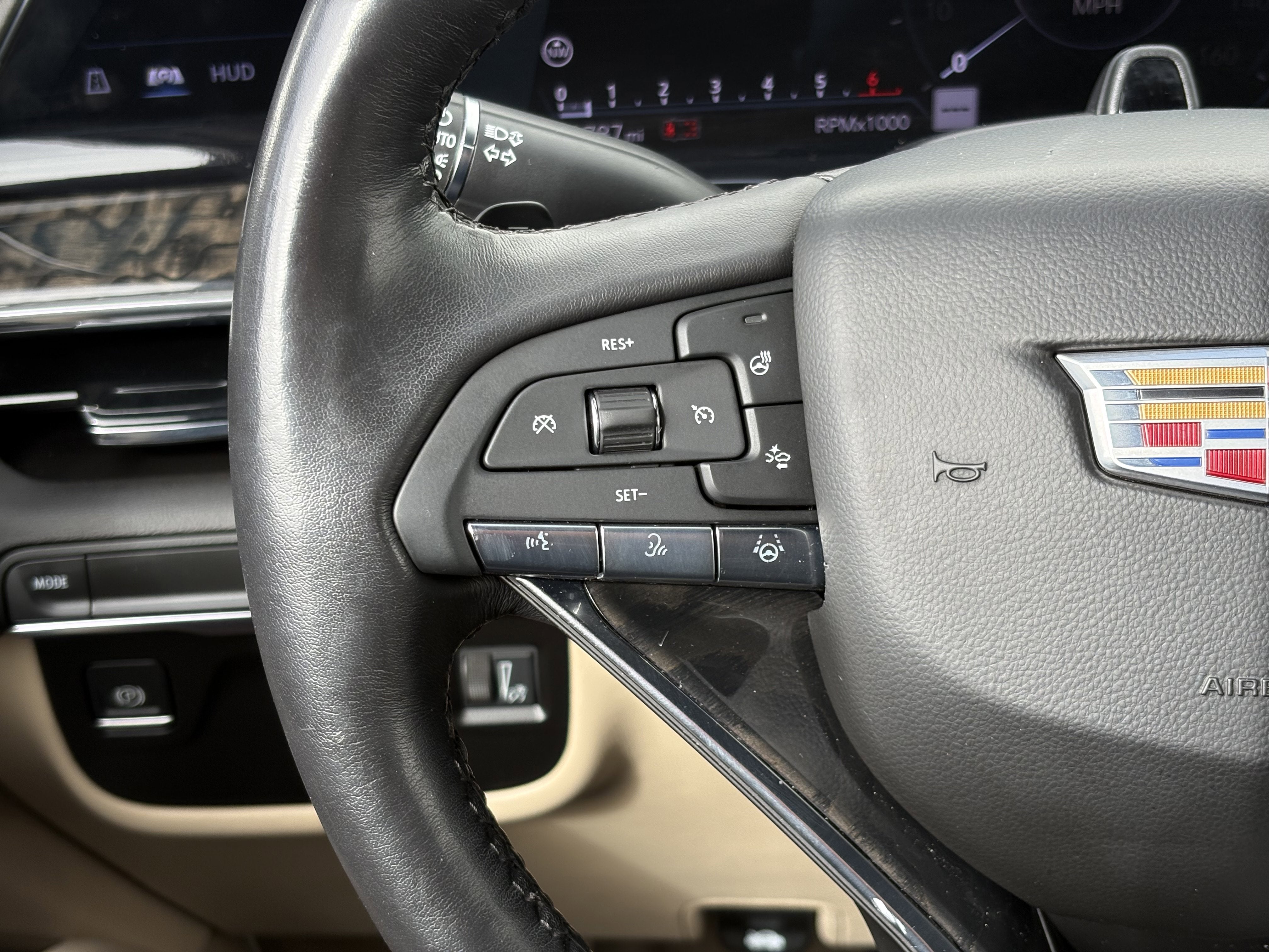 2024 Cadillac Escalade Premium Luxury