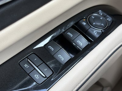 2024 Cadillac Escalade Premium Luxury