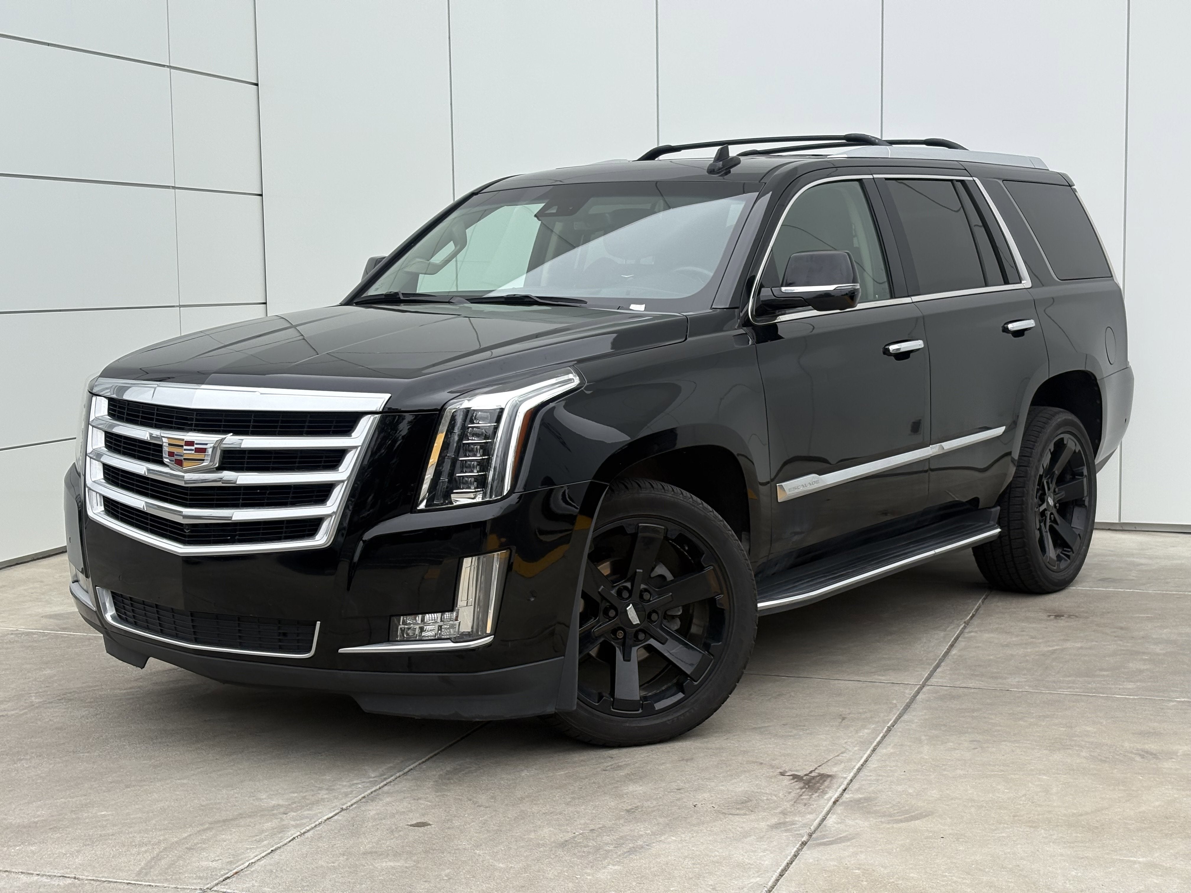 2018 Cadillac Escalade Luxury