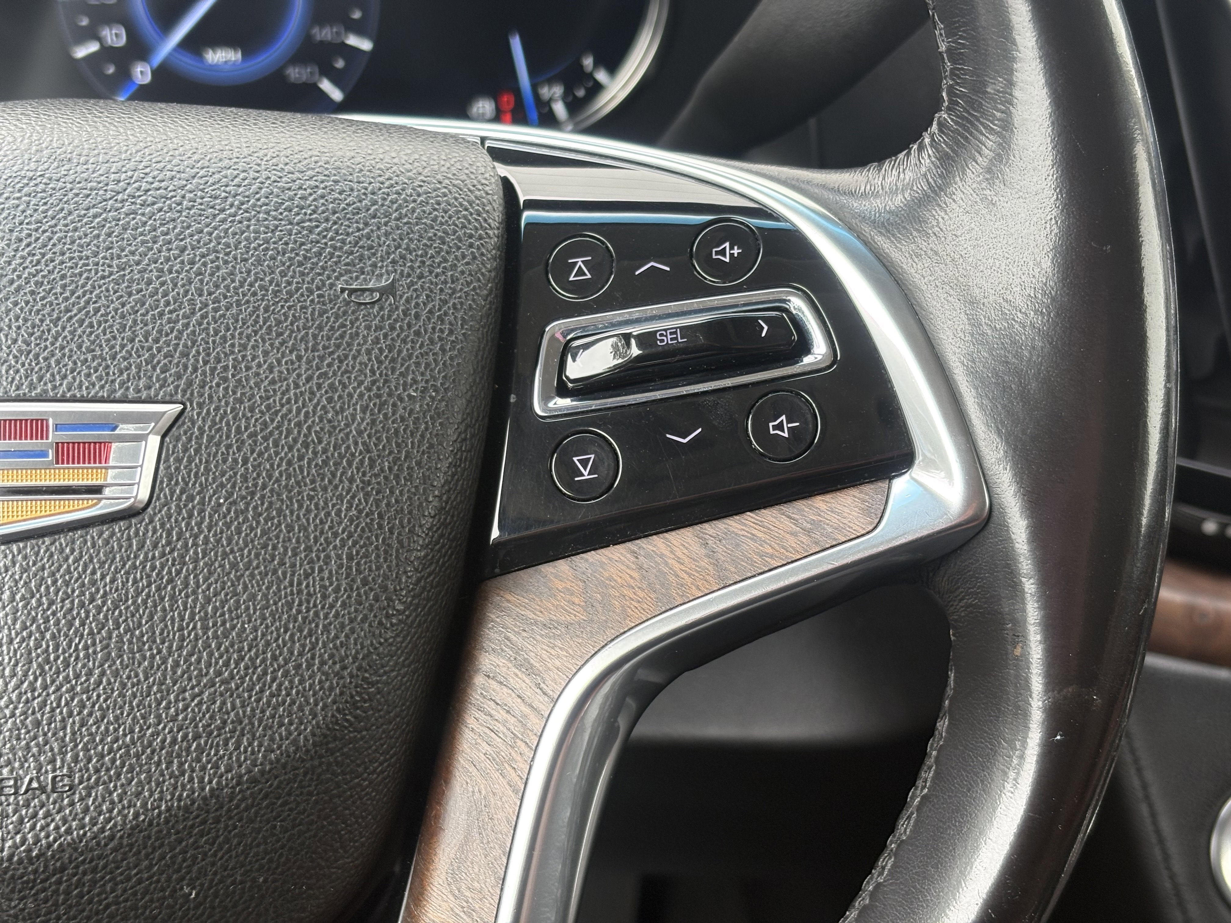 2018 Cadillac Escalade Luxury