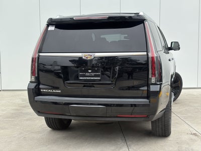 2018 Cadillac Escalade Luxury