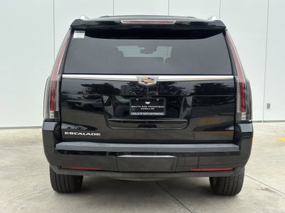 2018 Cadillac Escalade Luxury
