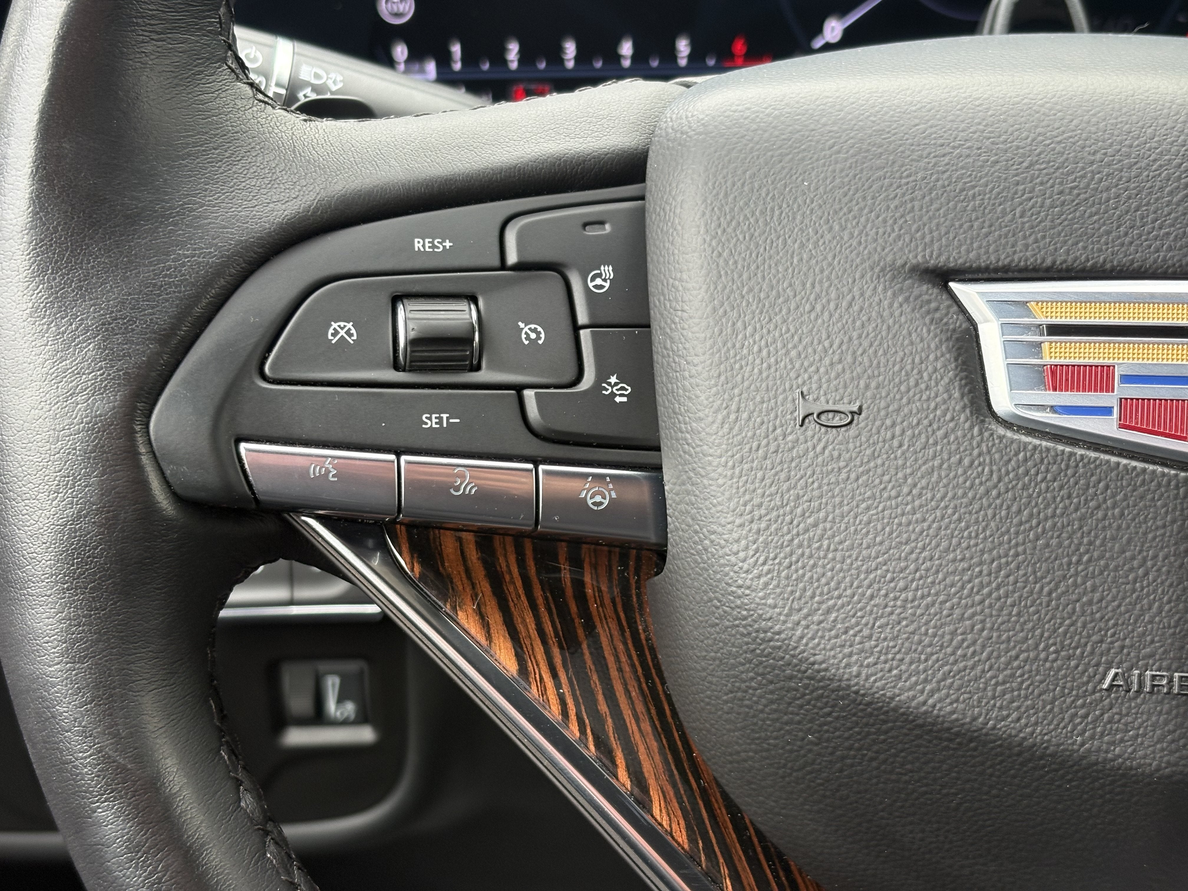 2024 Cadillac Escalade Premium Luxury