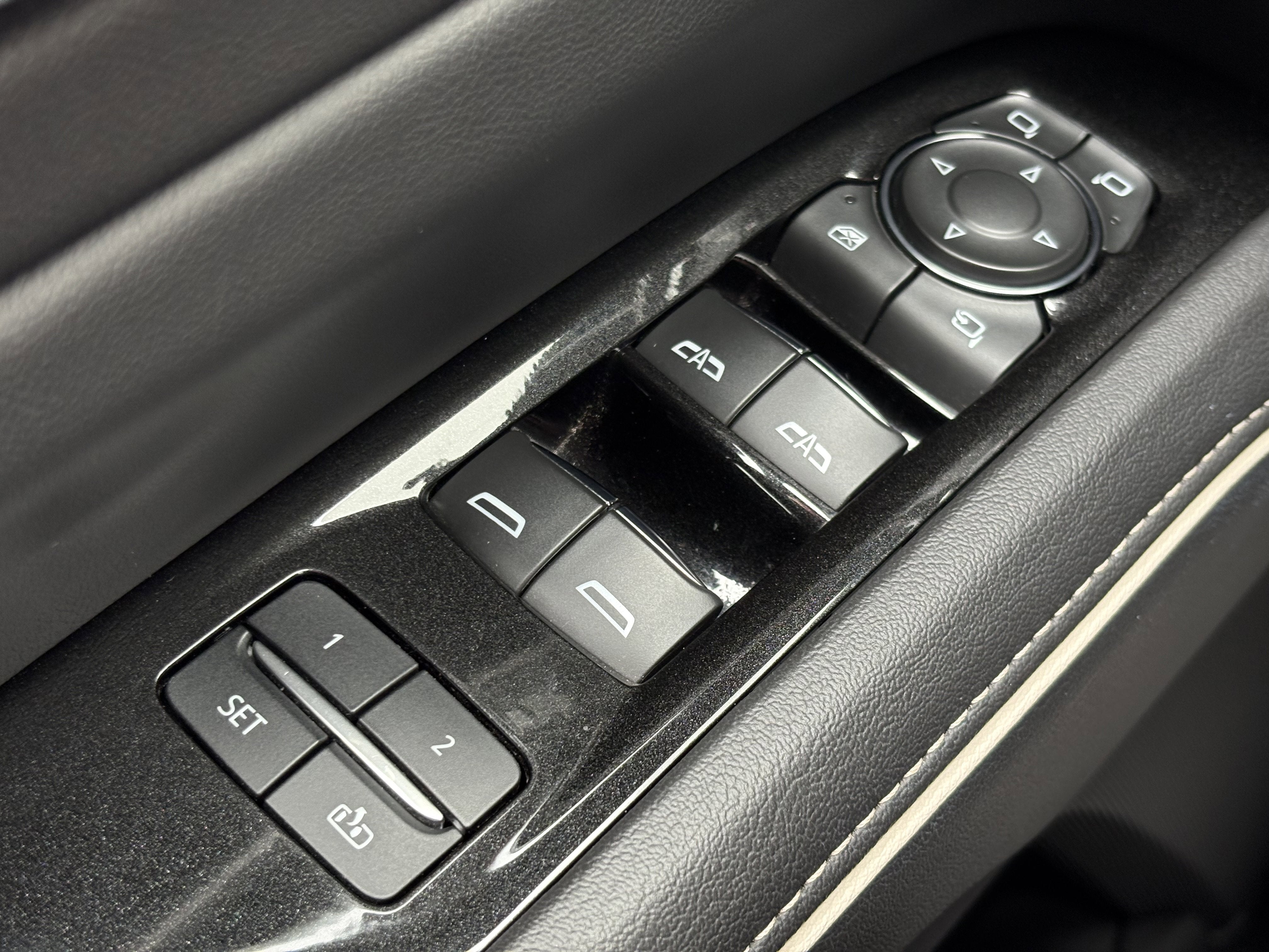 2023 Cadillac Escalade Sport