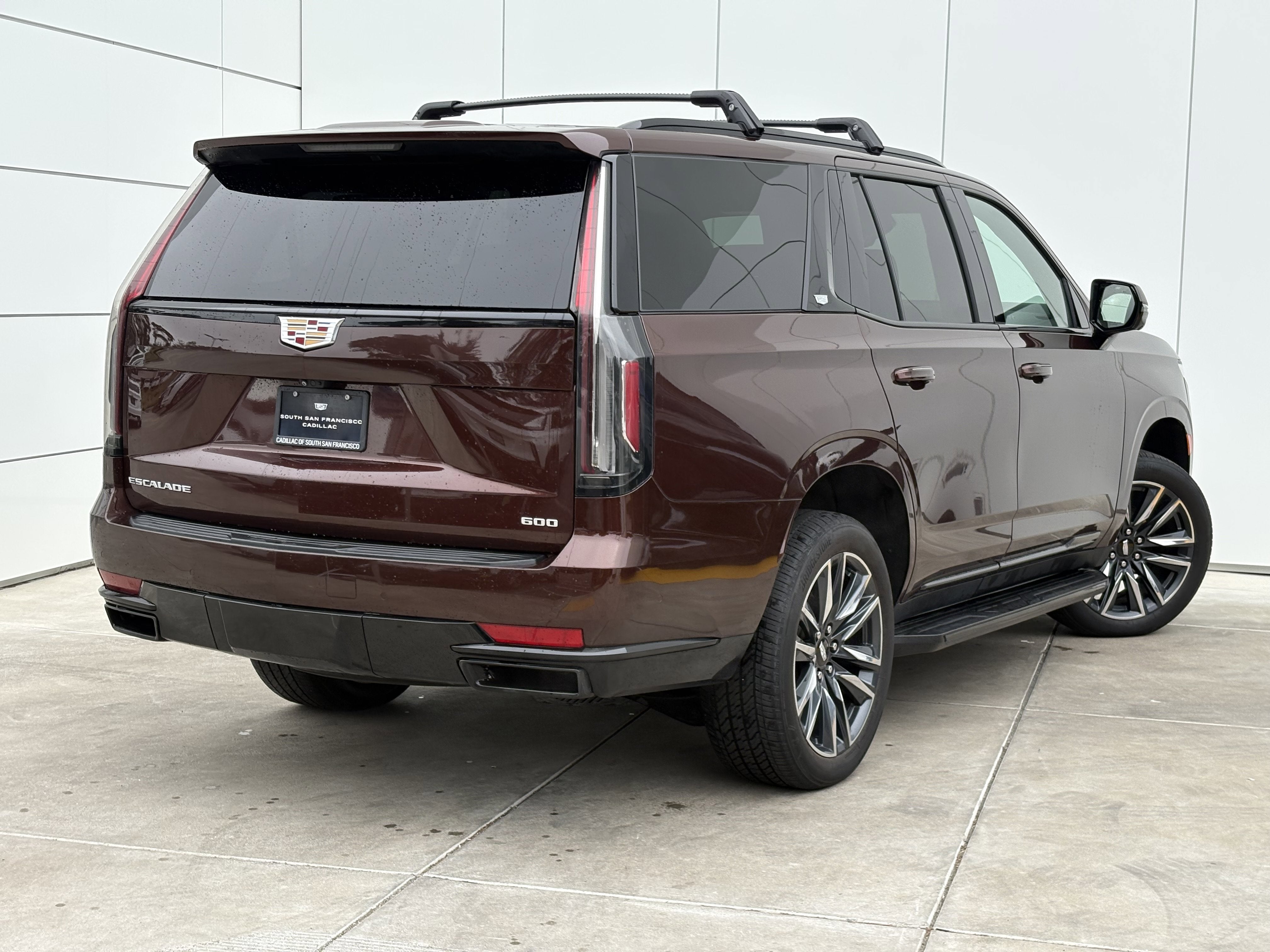 2023 Cadillac Escalade Sport