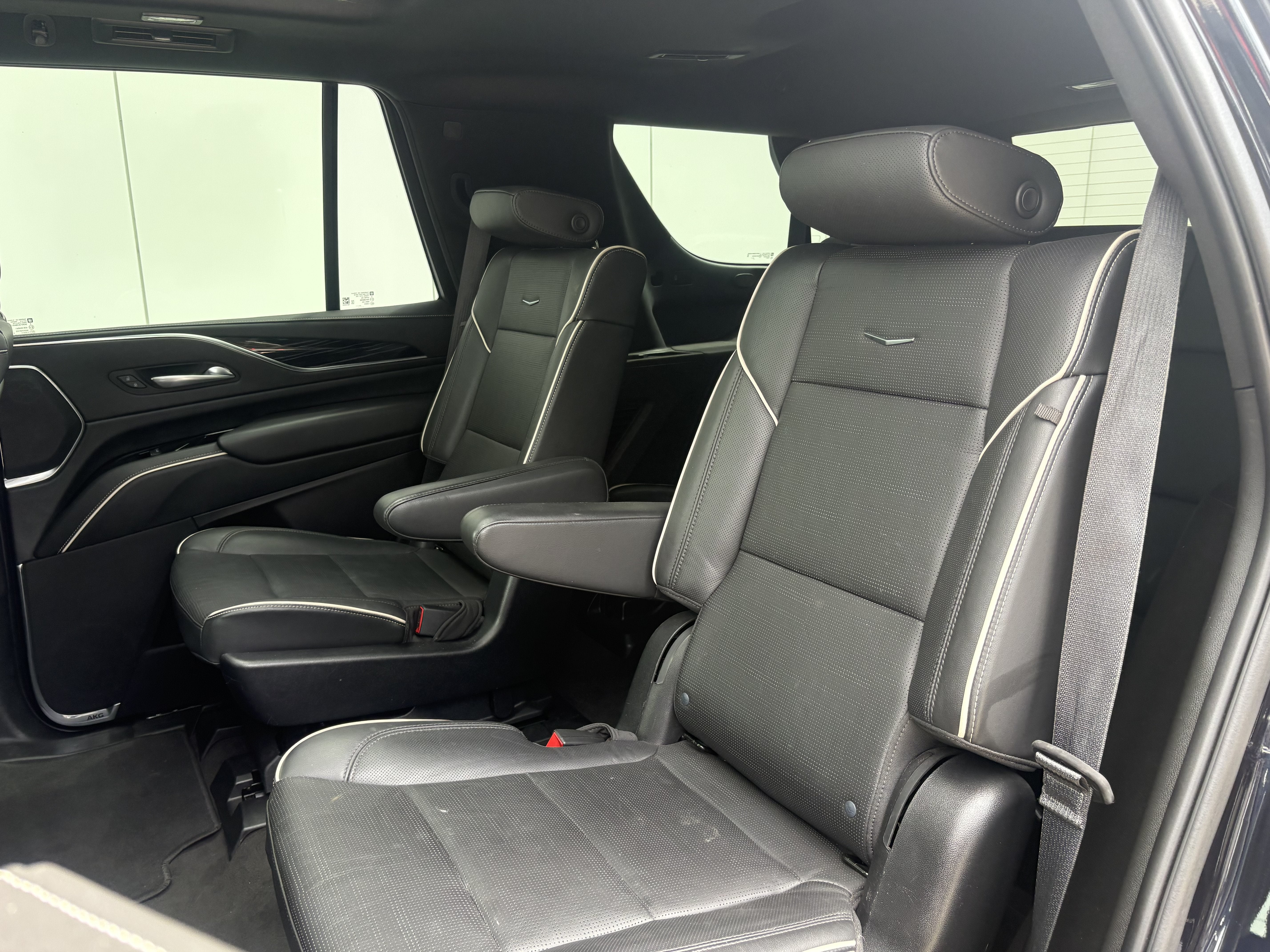 2023 Cadillac Escalade 4WD Sport