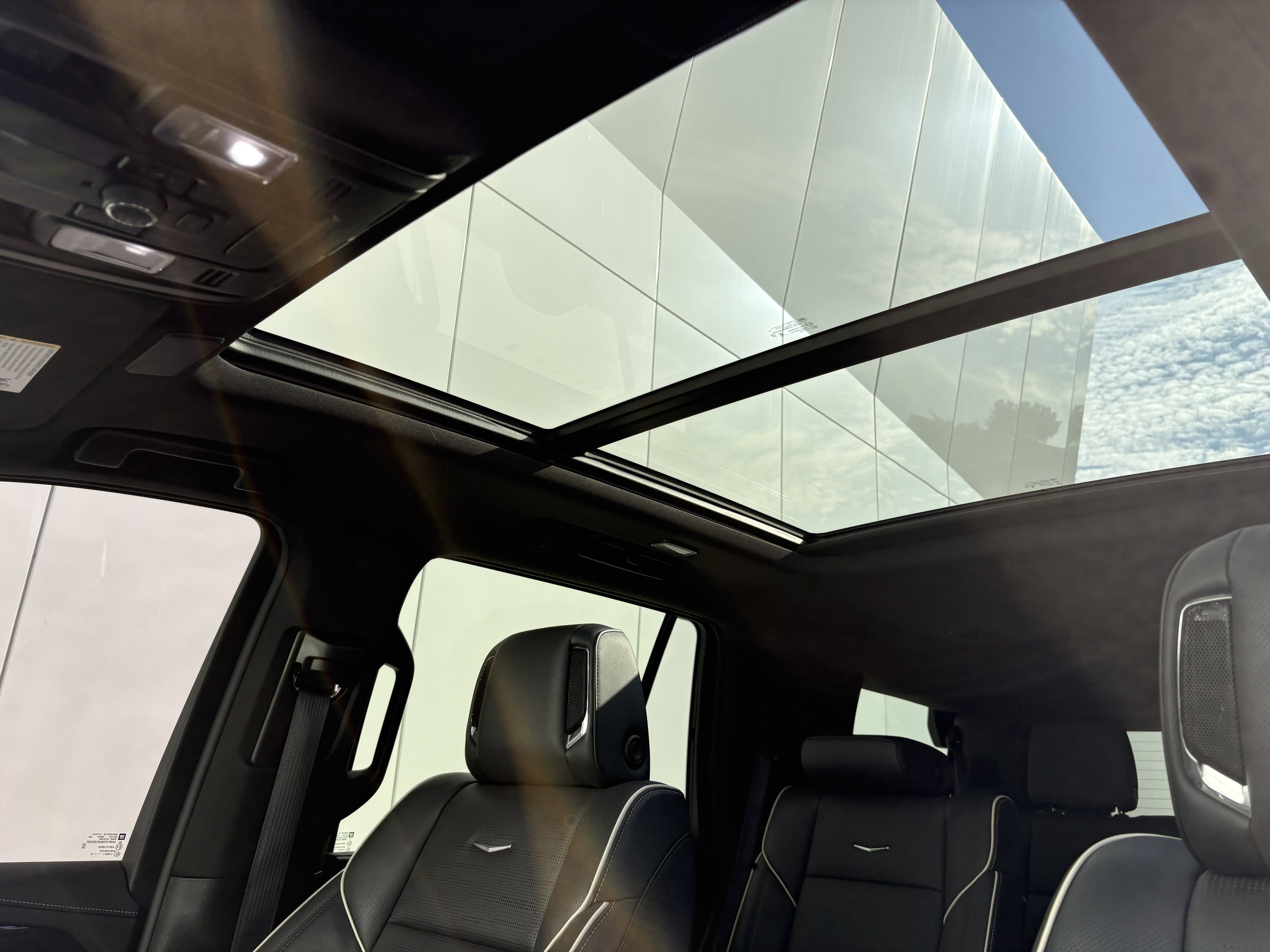 2024 Cadillac Escalade Sport