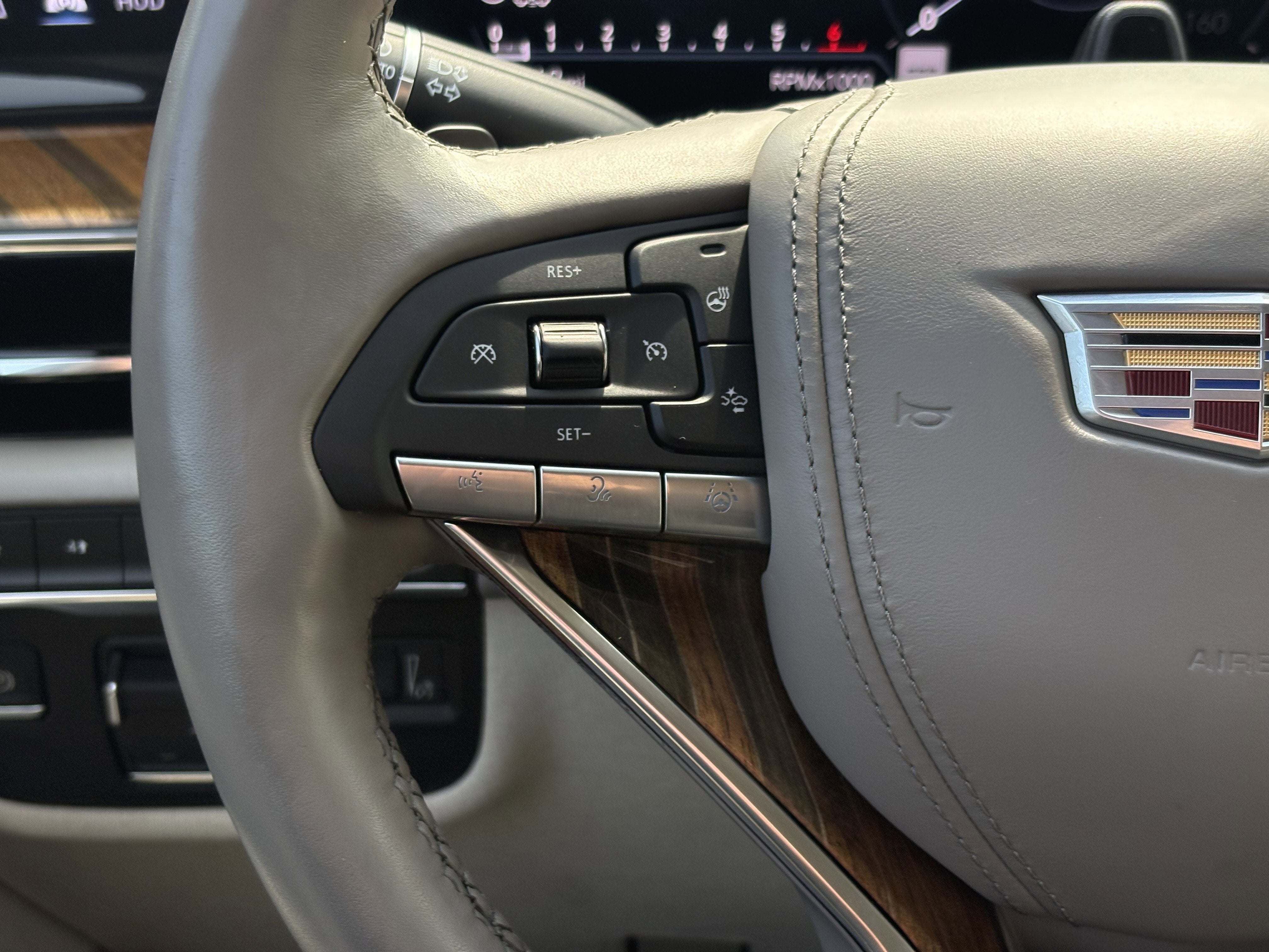 2024 Cadillac Escalade Sport Platinum