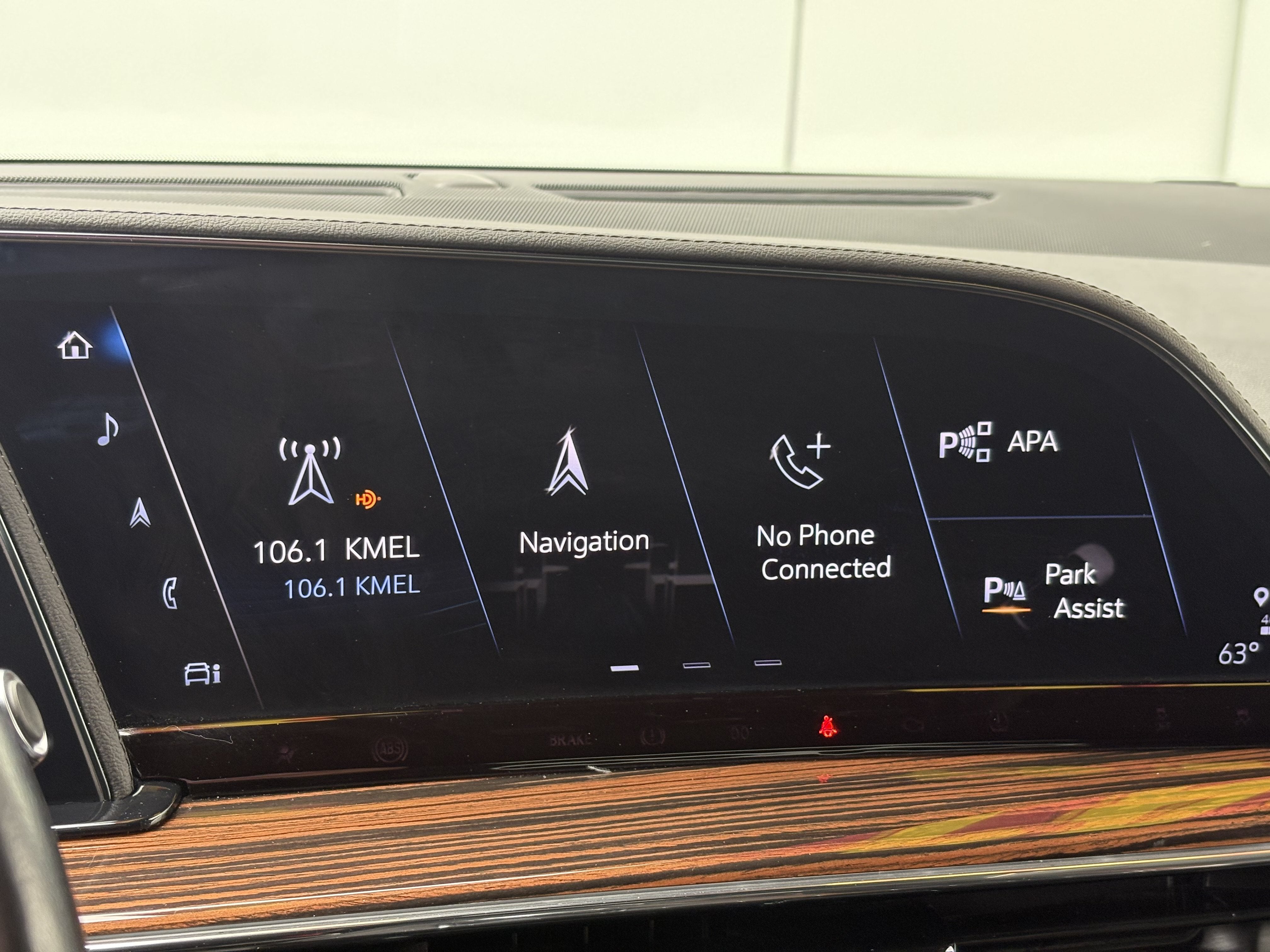 2024 Cadillac Escalade ESV Premium Luxury