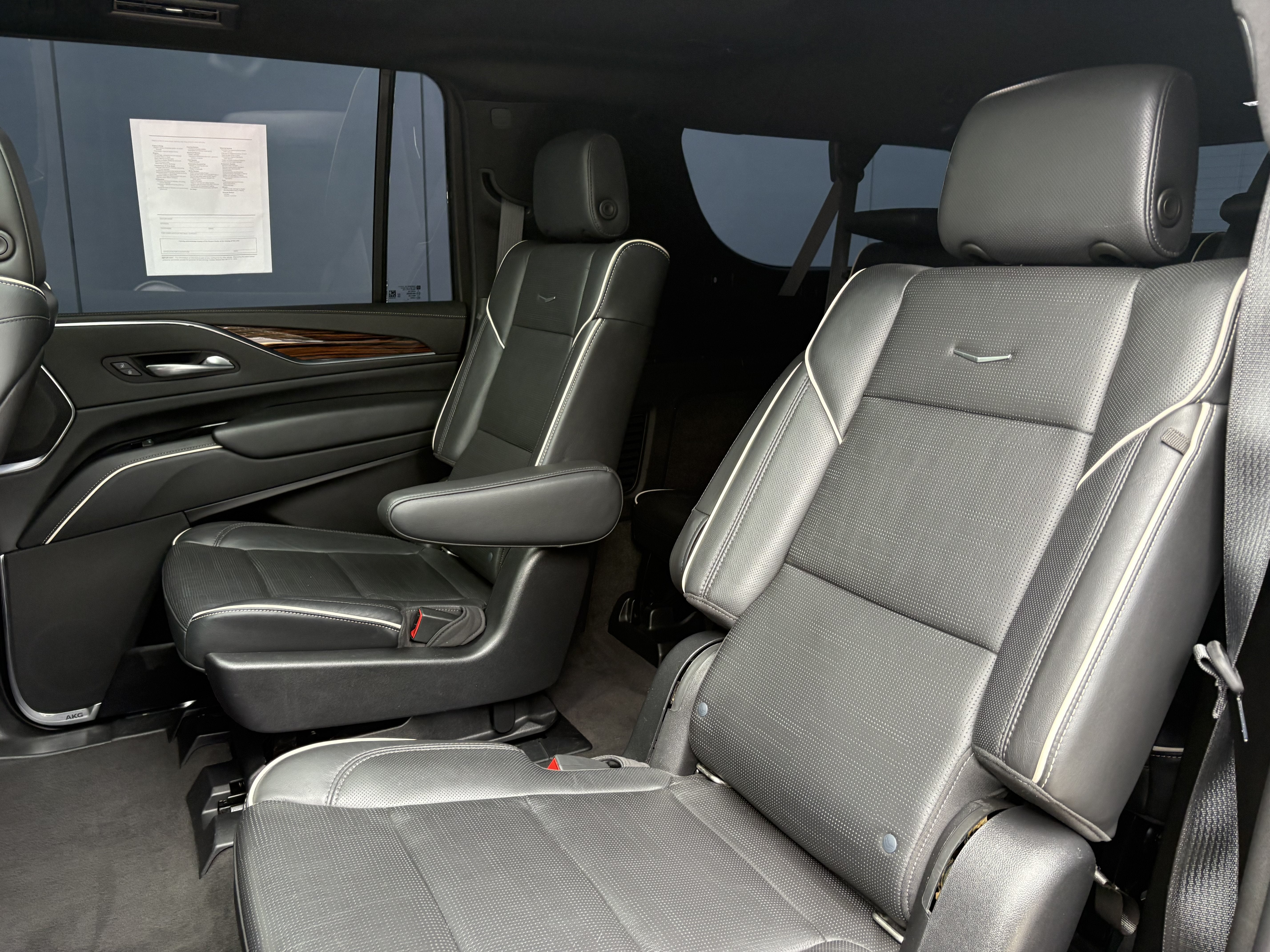 2022 Cadillac Escalade ESV Premium Luxury