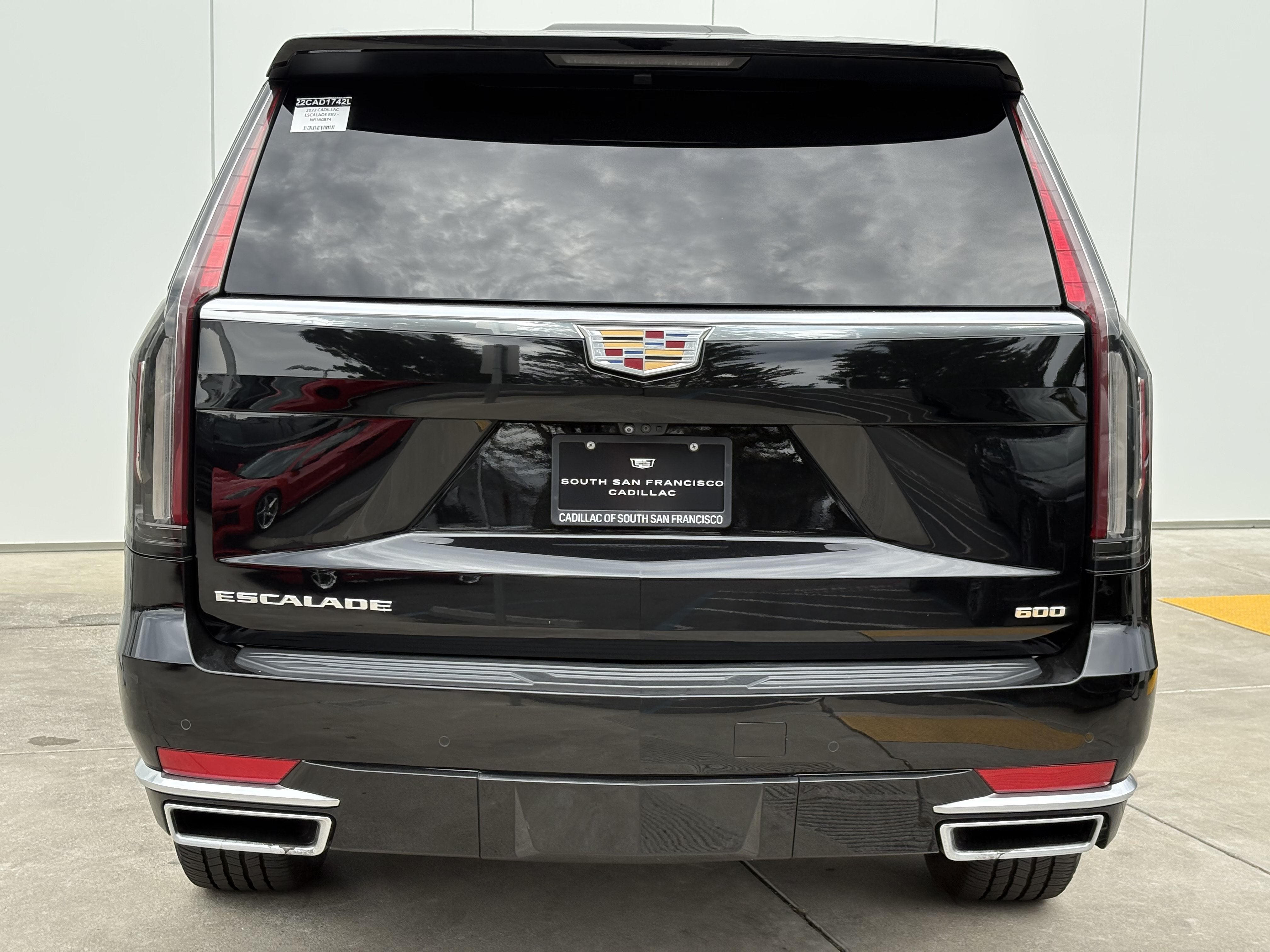 2022 Cadillac Escalade ESV Premium Luxury