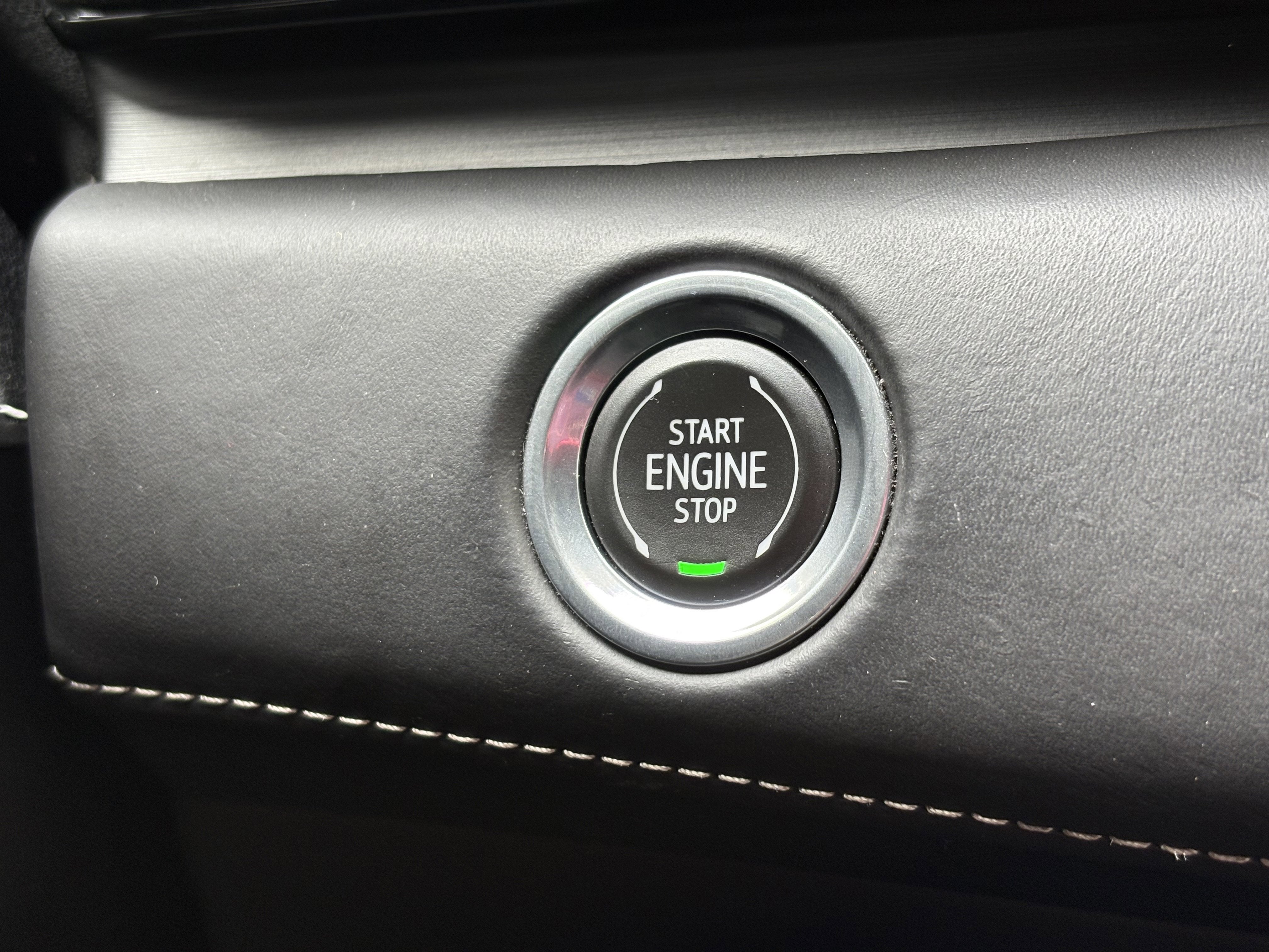 2023 Cadillac Escalade ESV Sport Platinum