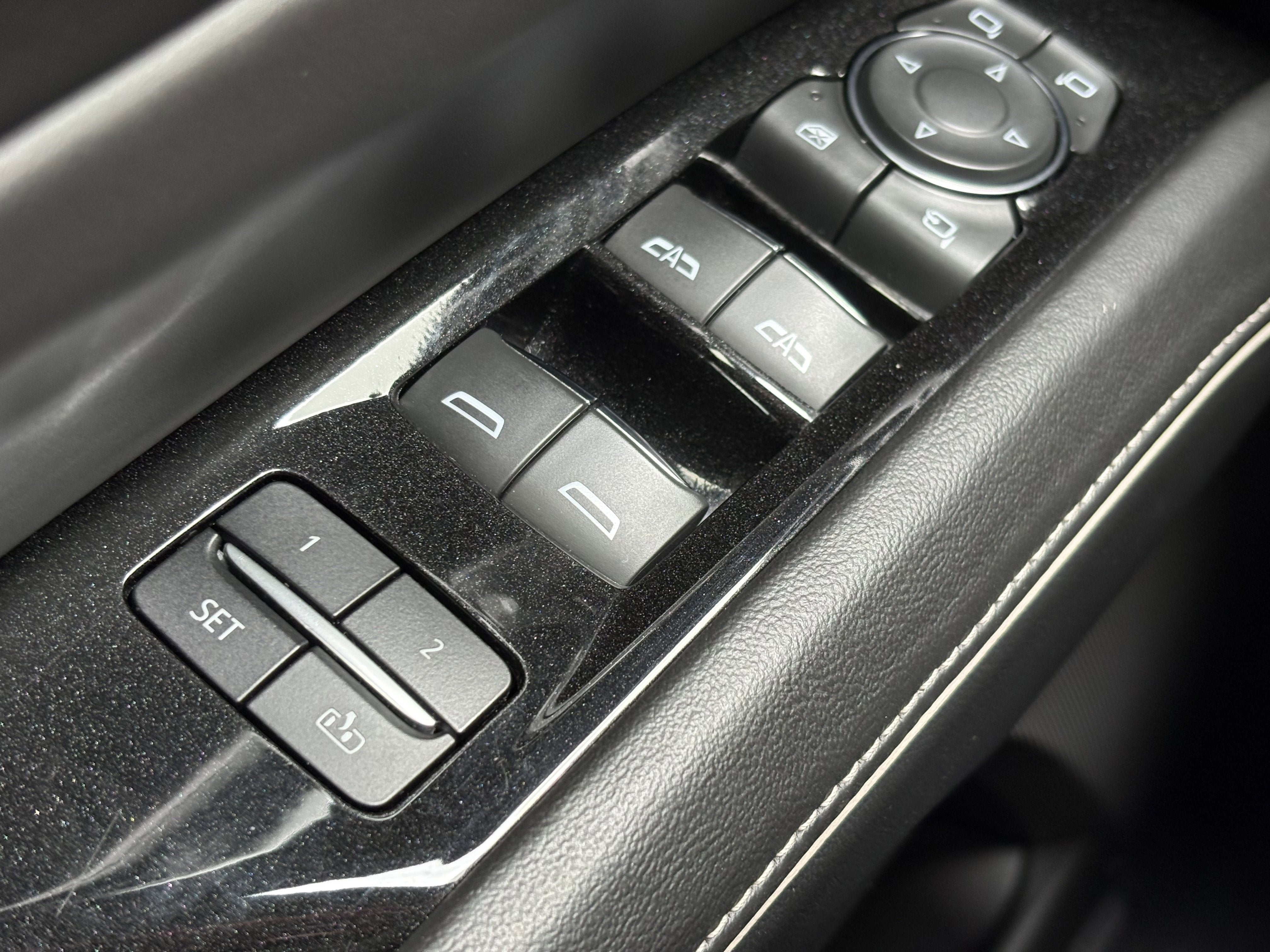 2023 Cadillac Escalade ESV Sport Platinum
