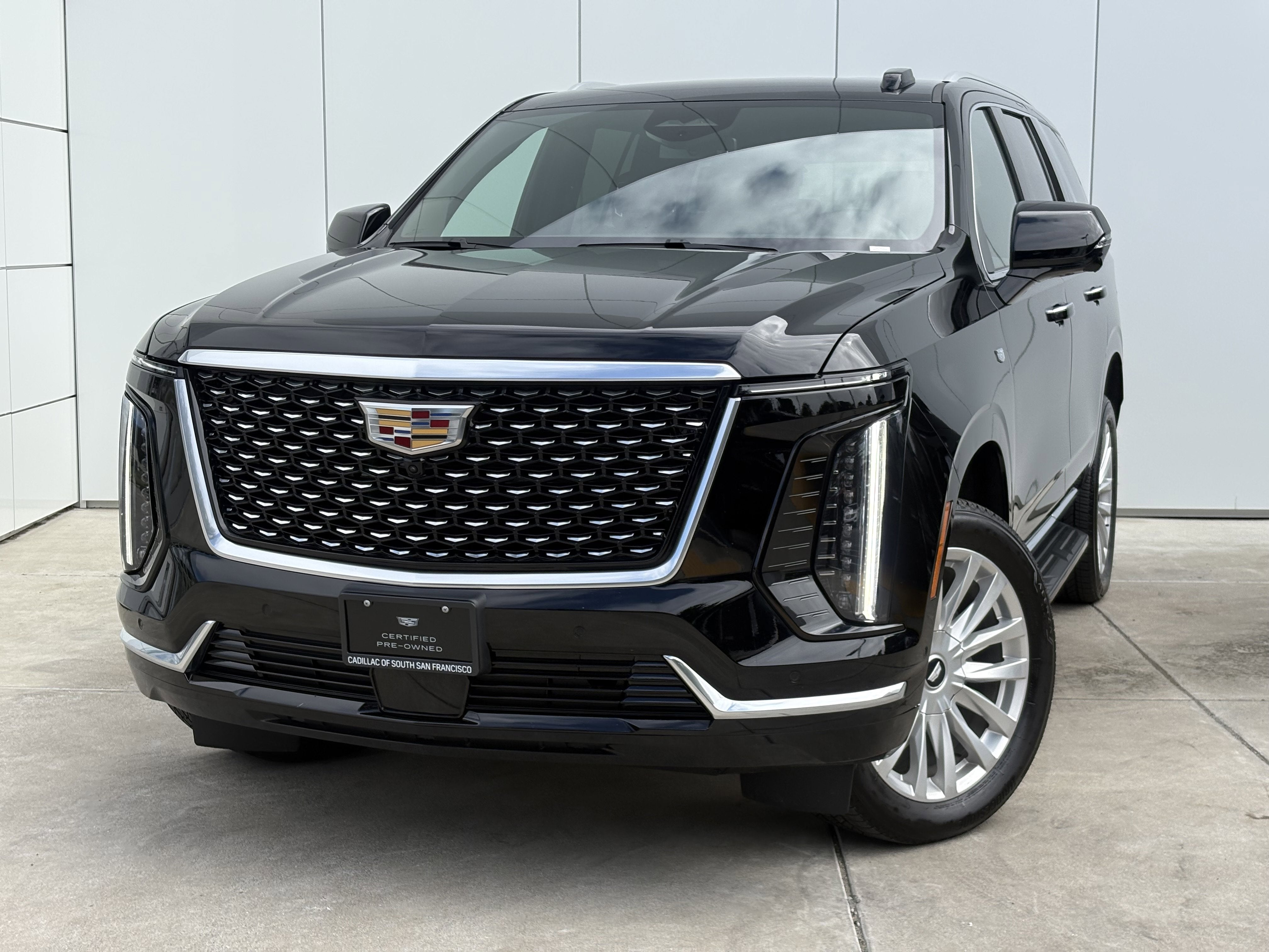 2025 Cadillac Escalade Luxury