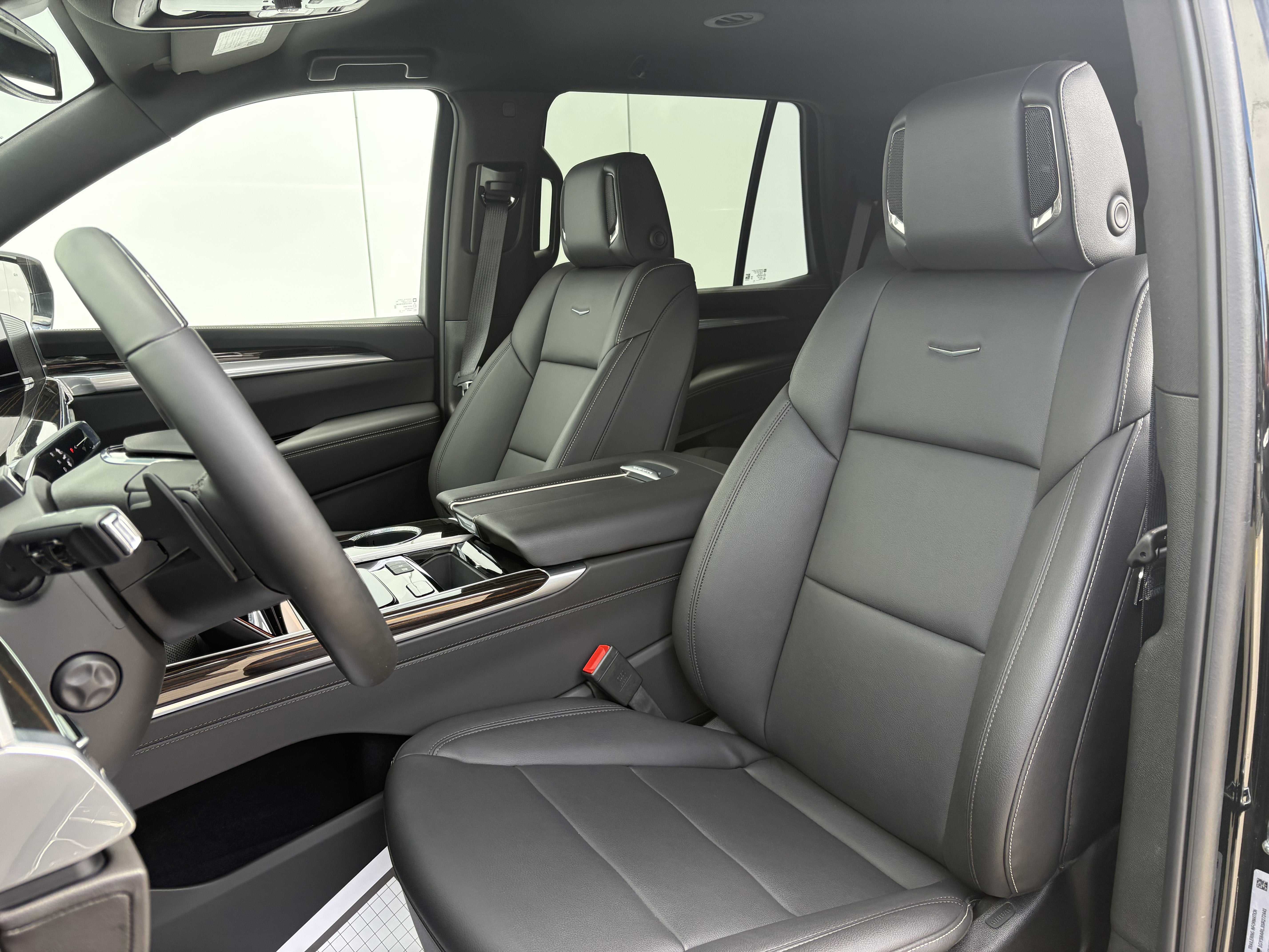 2025 Cadillac Escalade Luxury