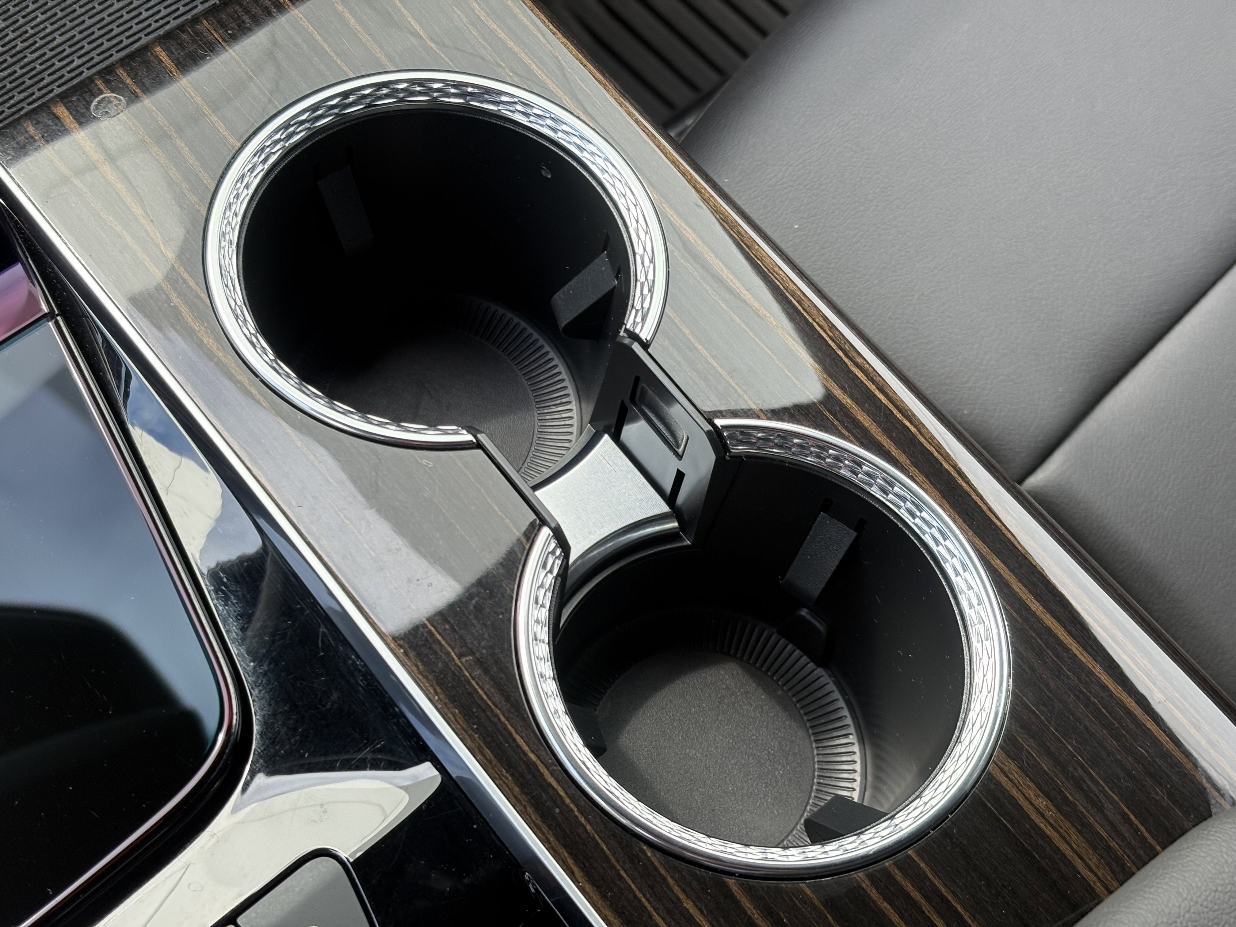 2025 Cadillac Escalade Luxury