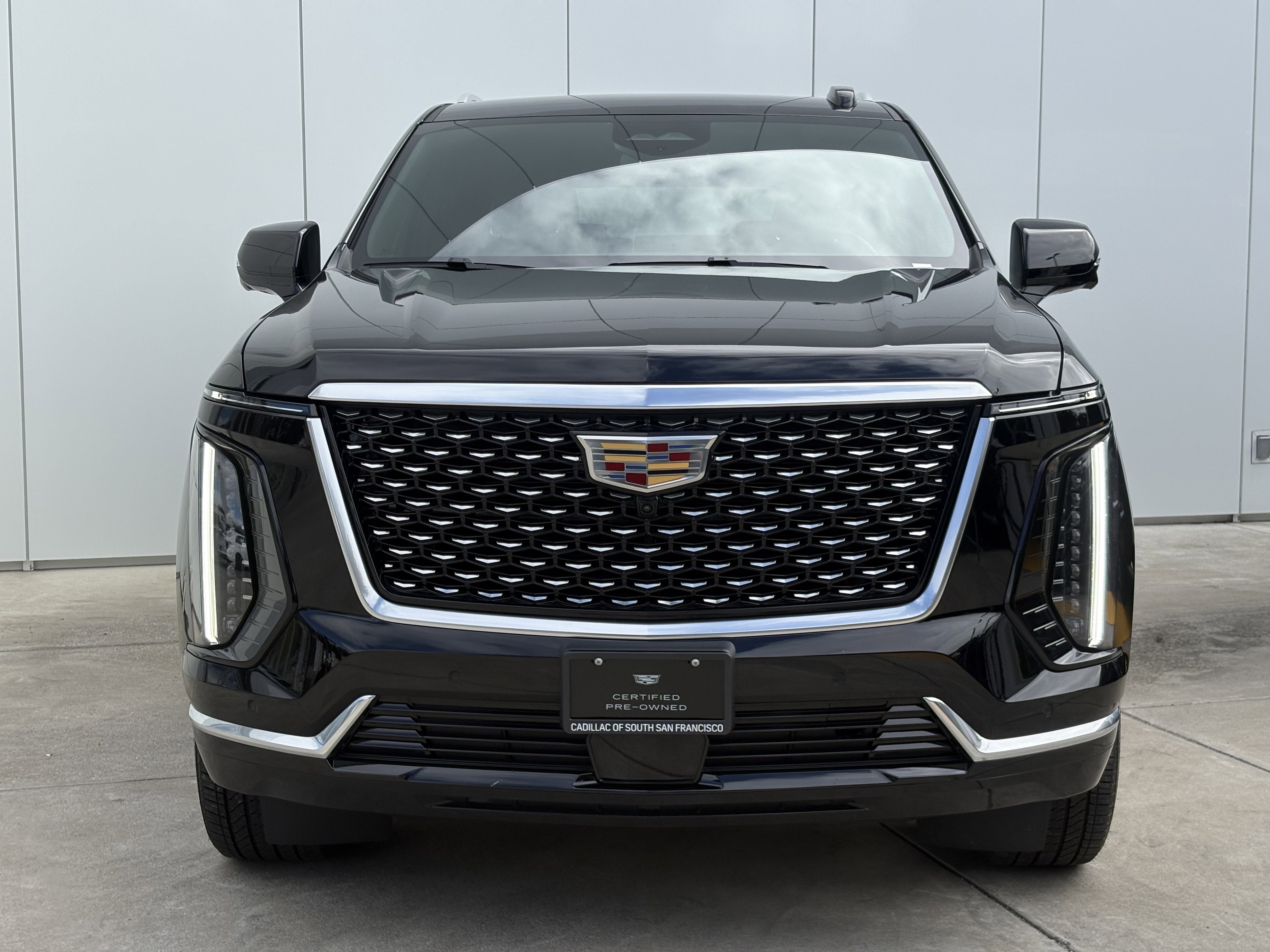 2025 Cadillac Escalade Luxury
