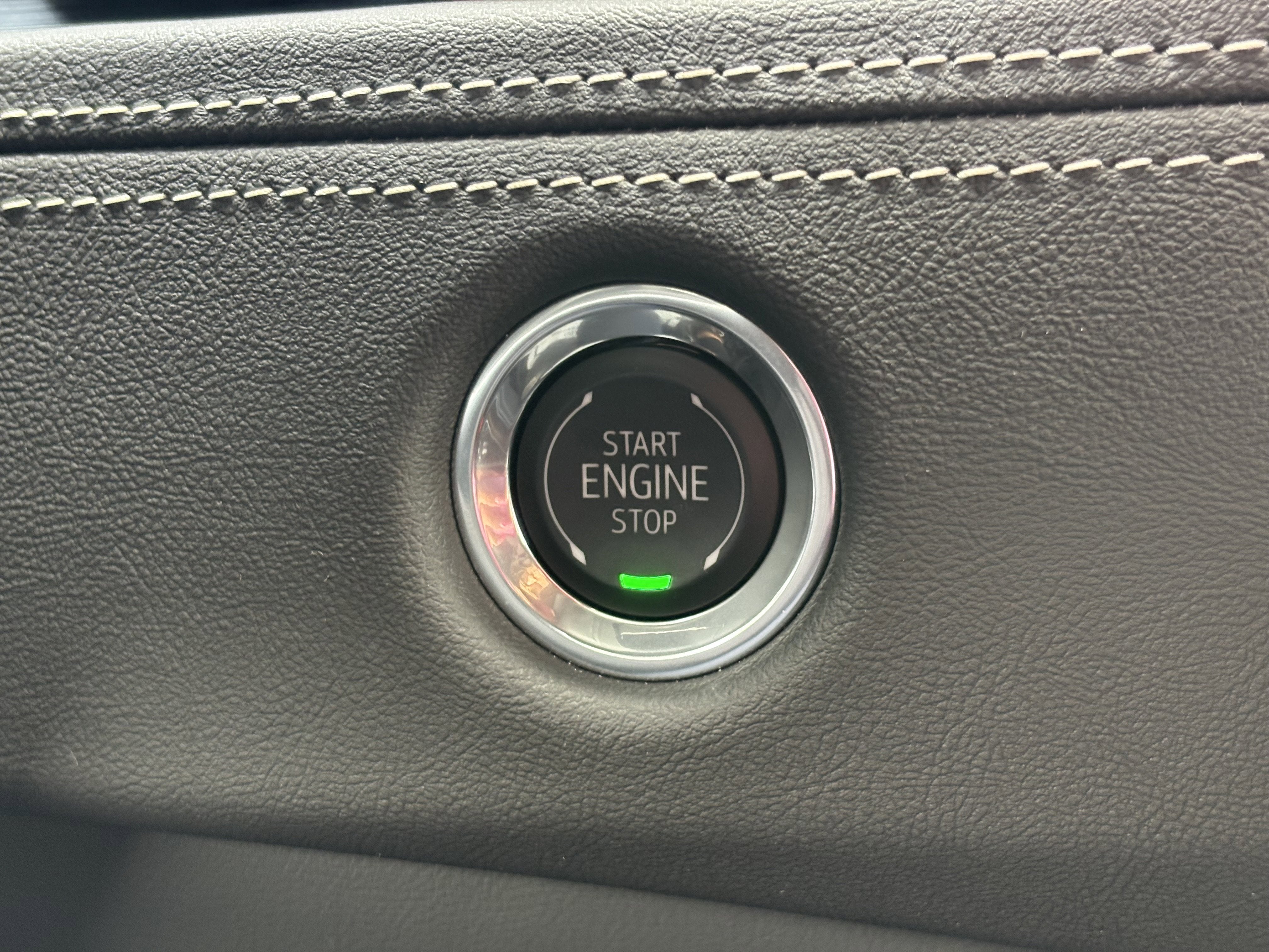 2025 Cadillac Escalade Luxury