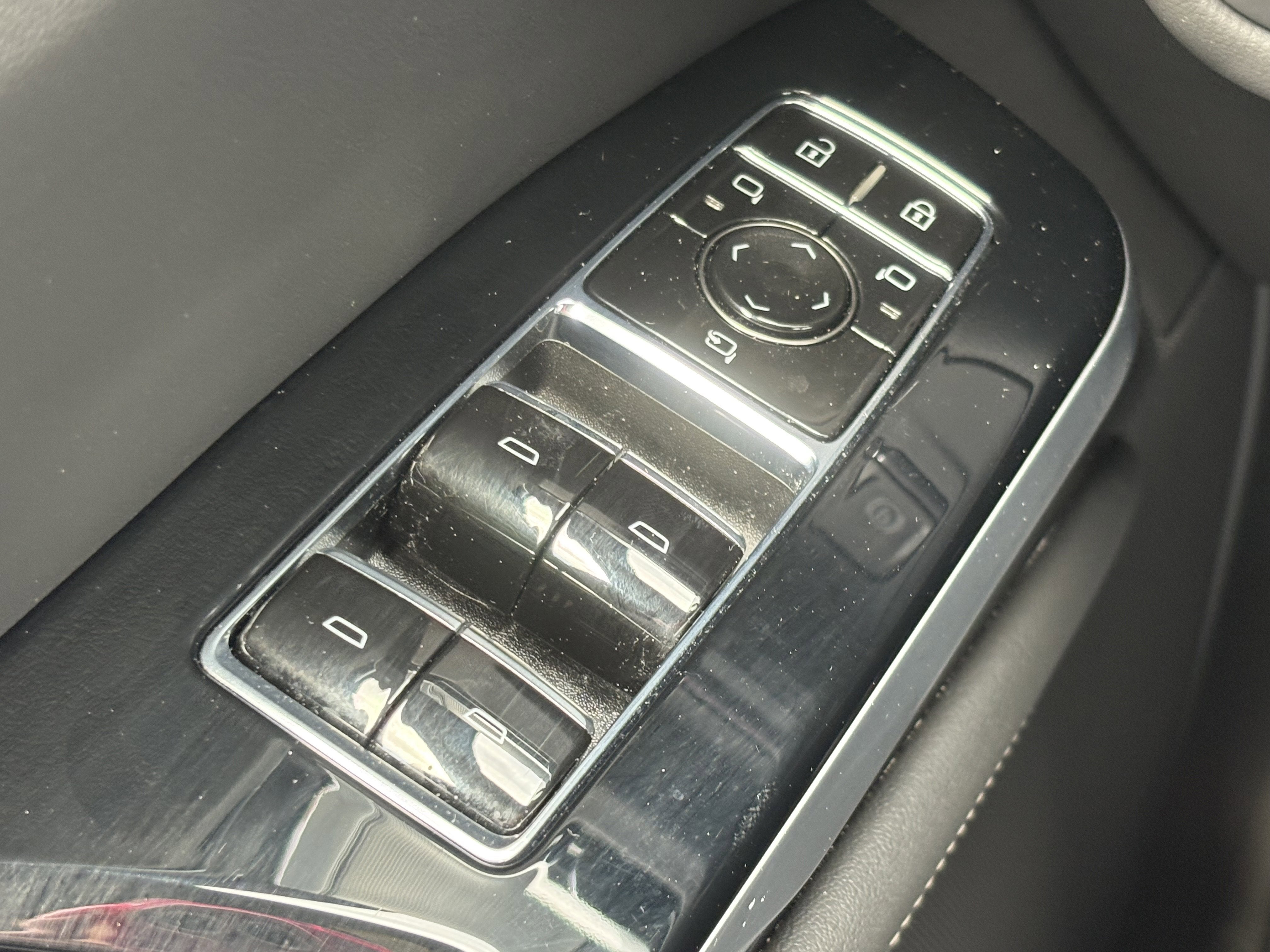 2025 Cadillac Escalade Luxury