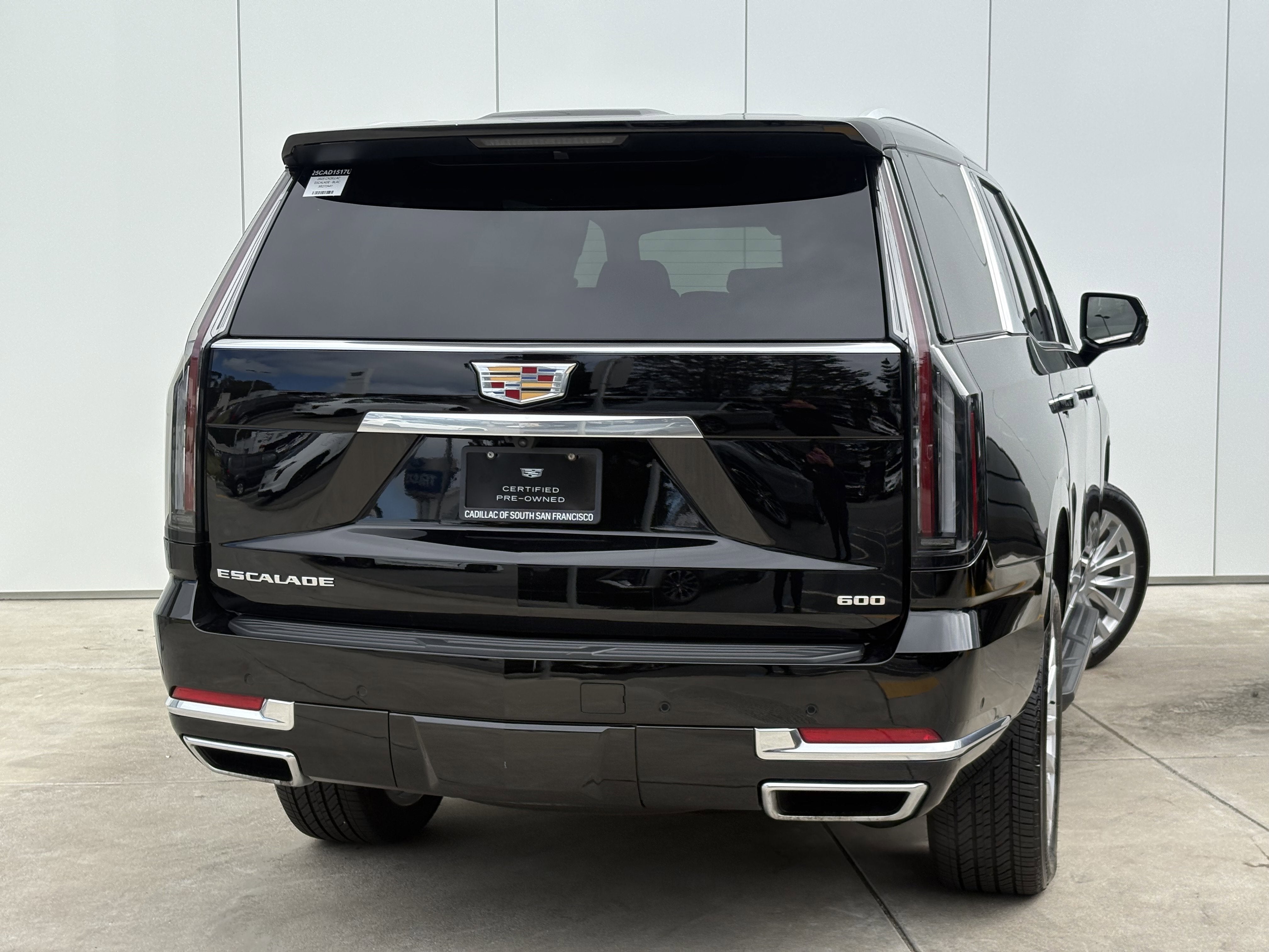 2025 Cadillac Escalade Luxury