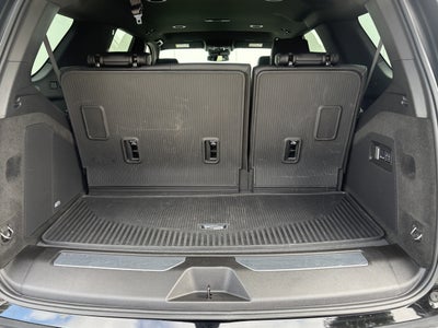 2025 Cadillac Escalade Luxury