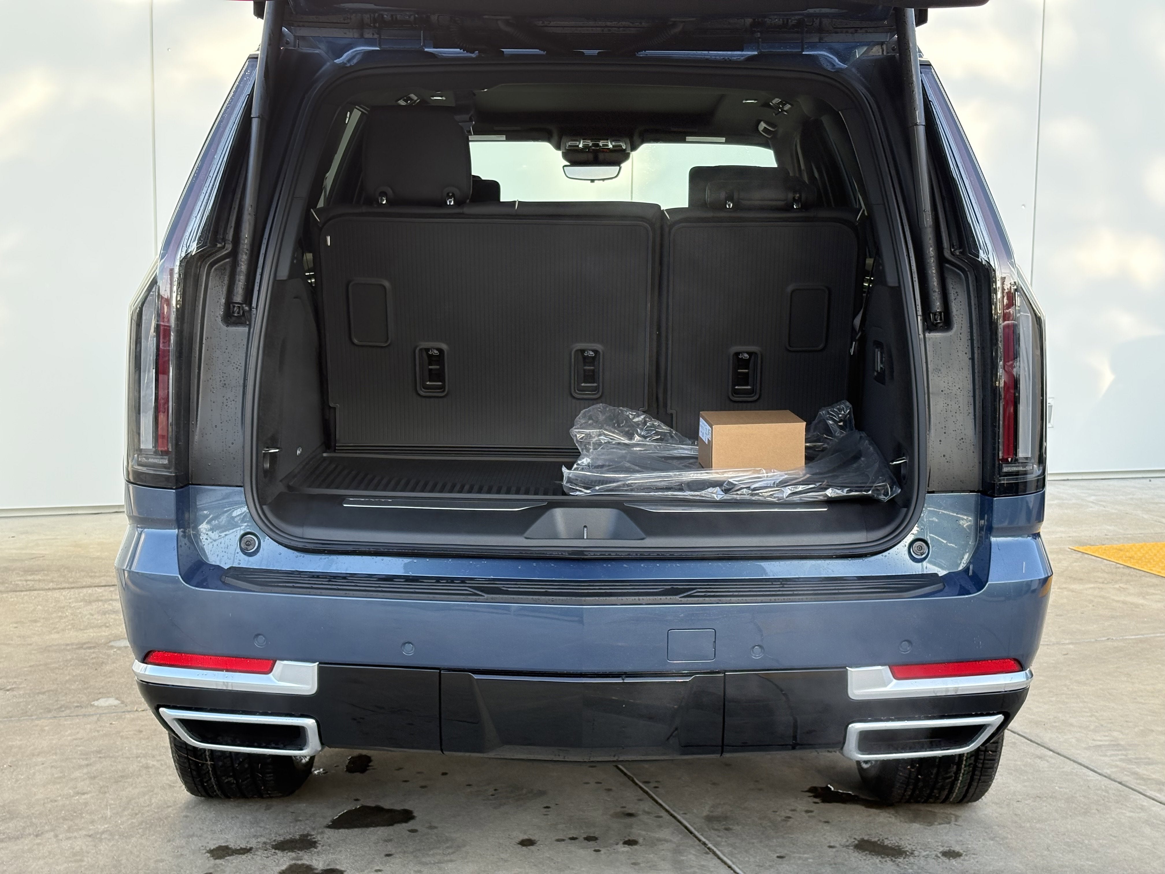 2026 Cadillac Escalade Luxury