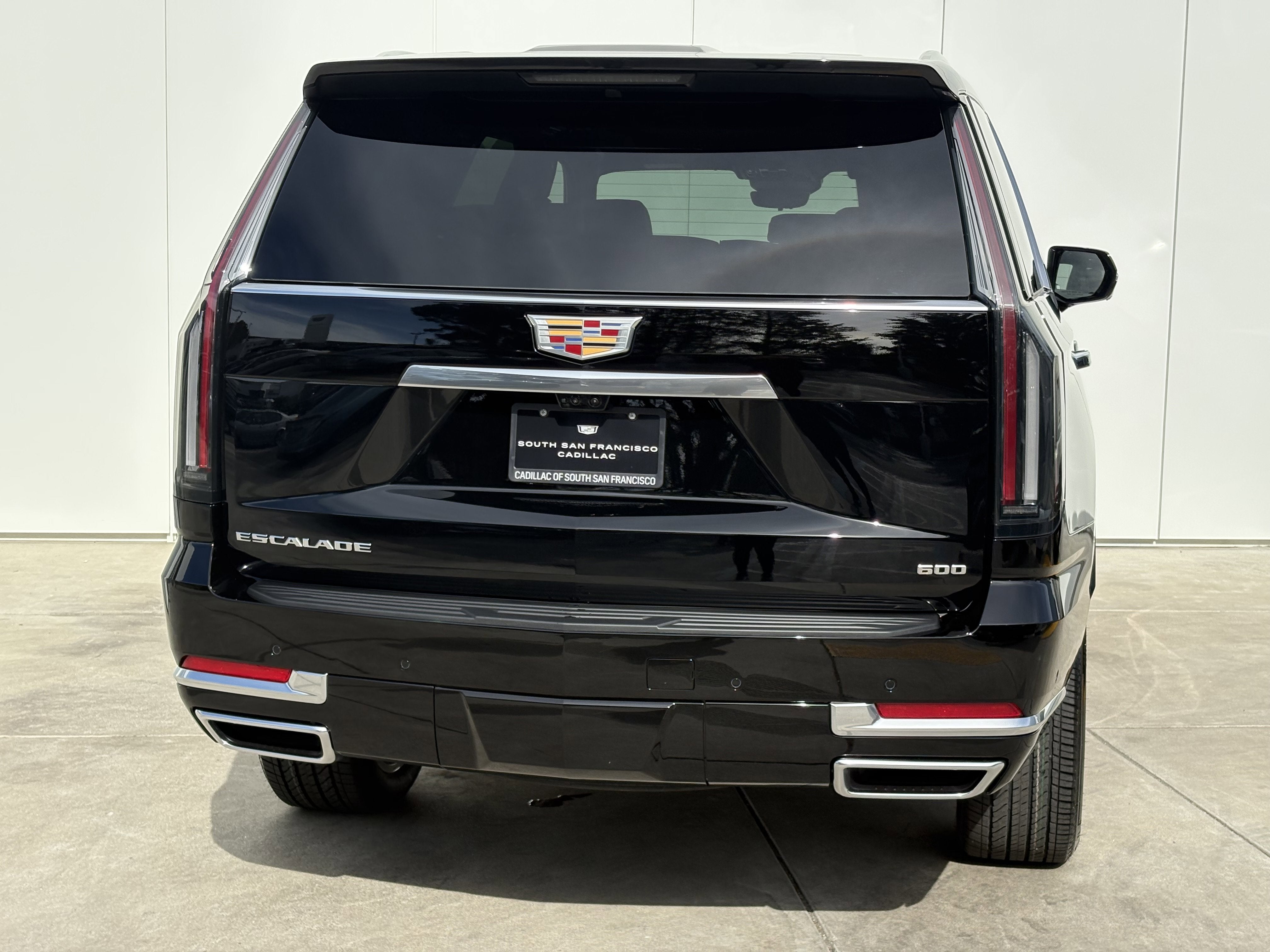 2026 Cadillac Escalade Luxury