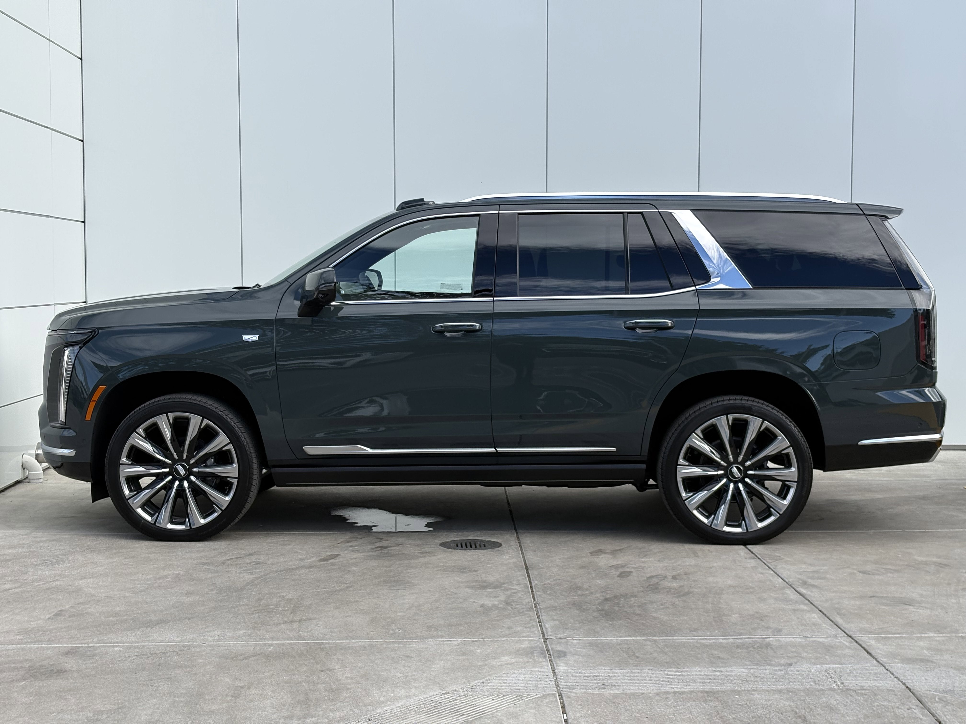 2026 Cadillac Escalade Luxury