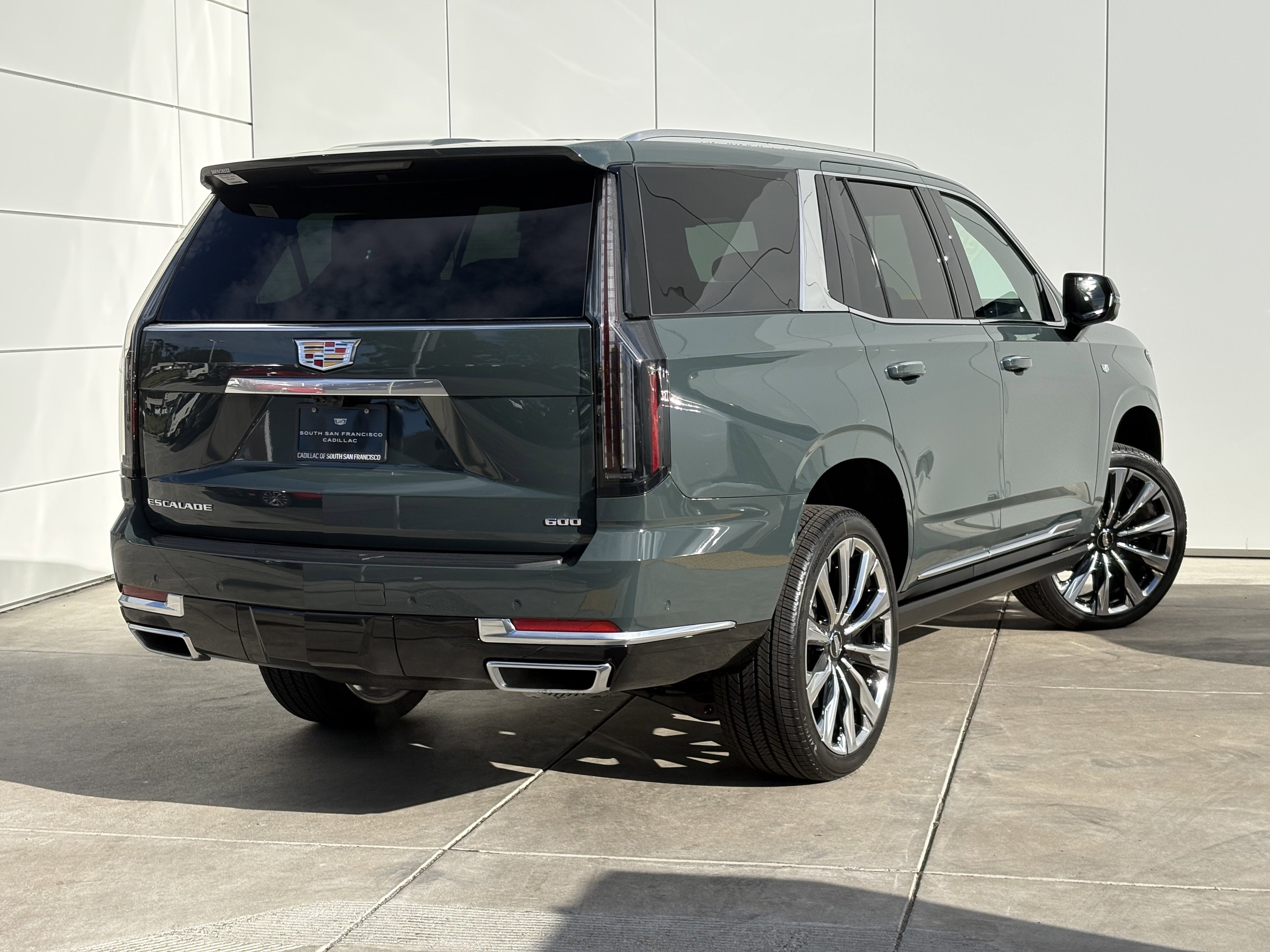 2026 Cadillac Escalade Luxury