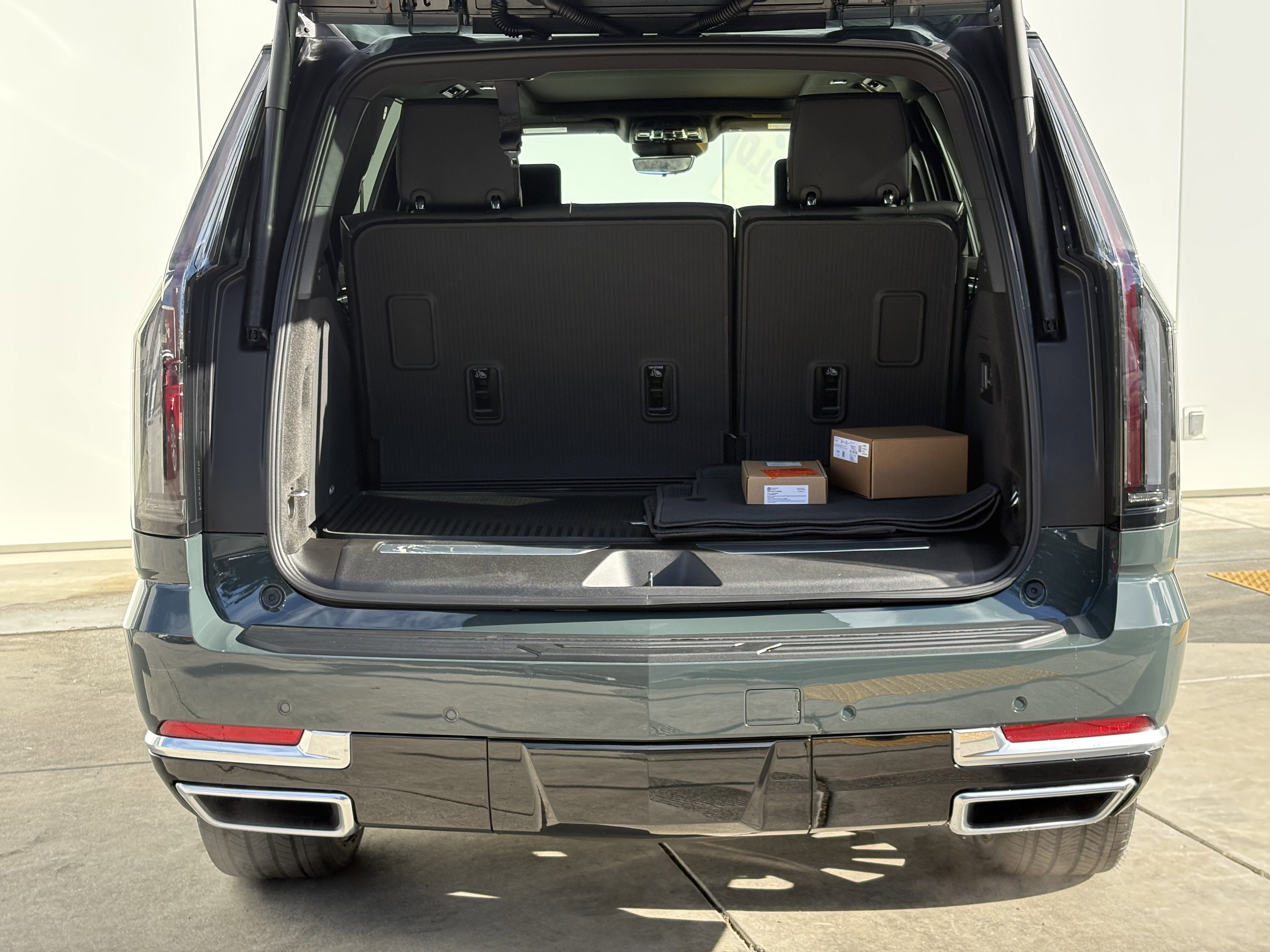 2026 Cadillac Escalade Luxury