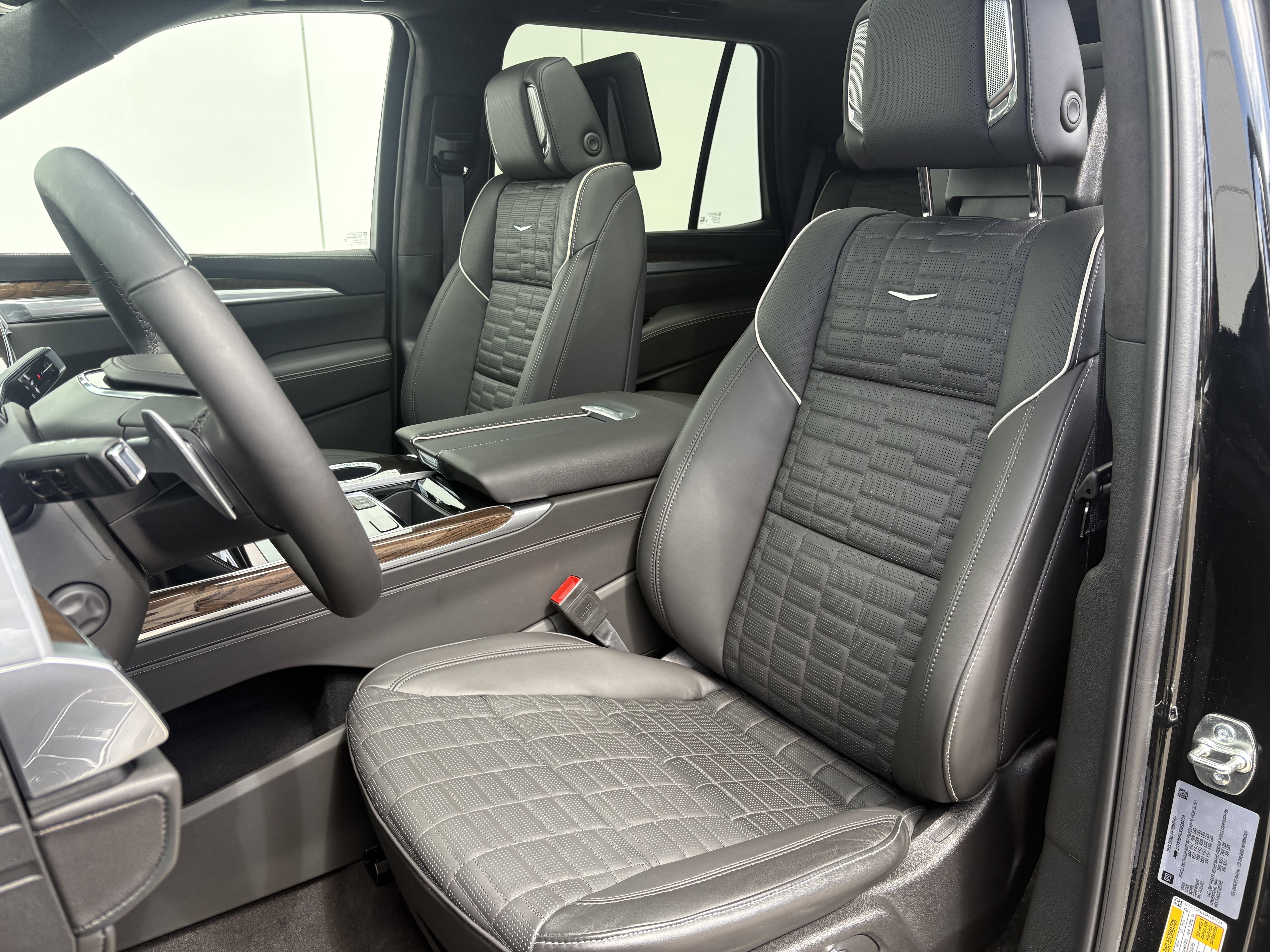 2025 Cadillac Escalade Premium Luxury Platinum