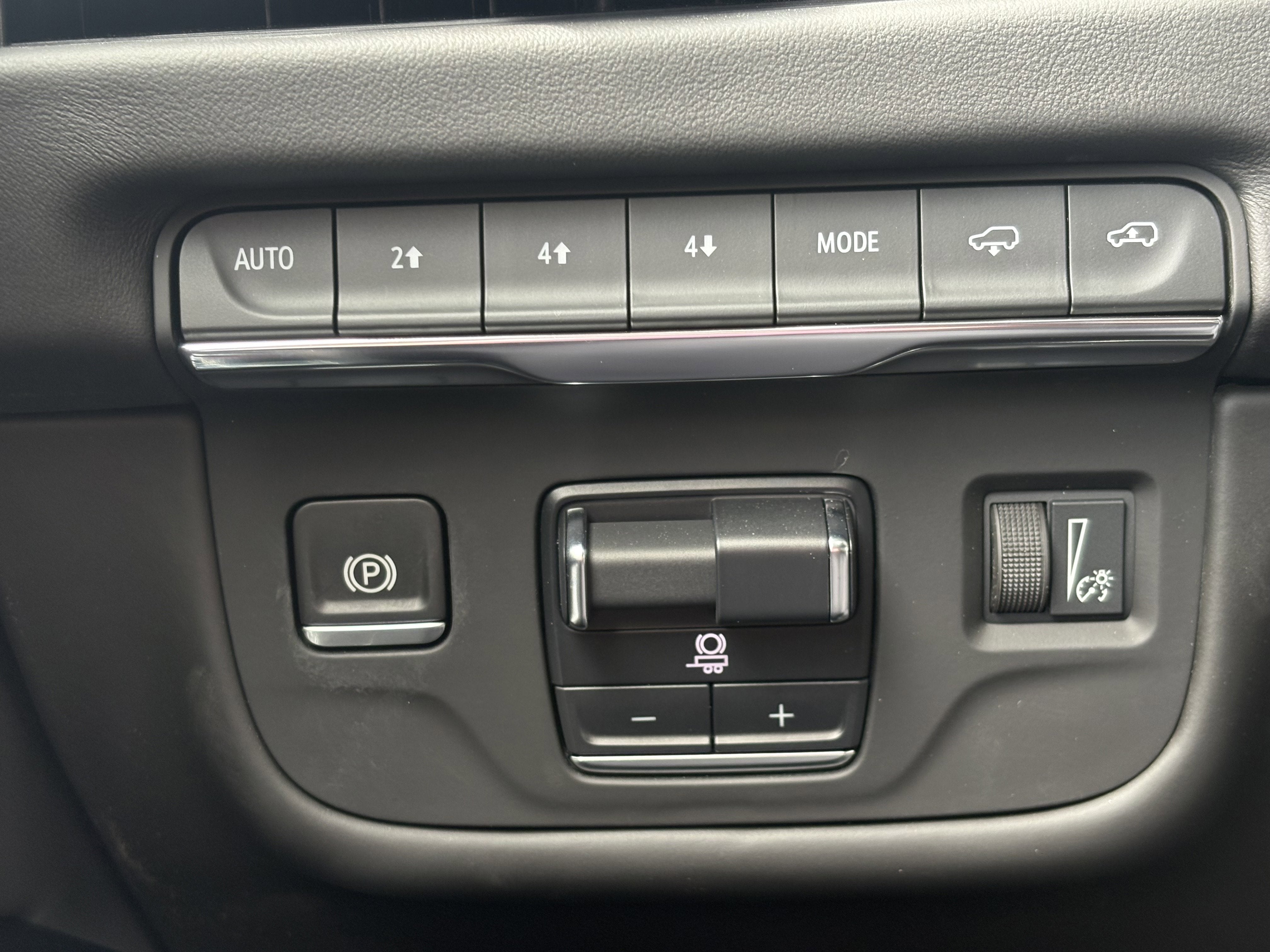 2025 Cadillac Escalade Premium Luxury Platinum