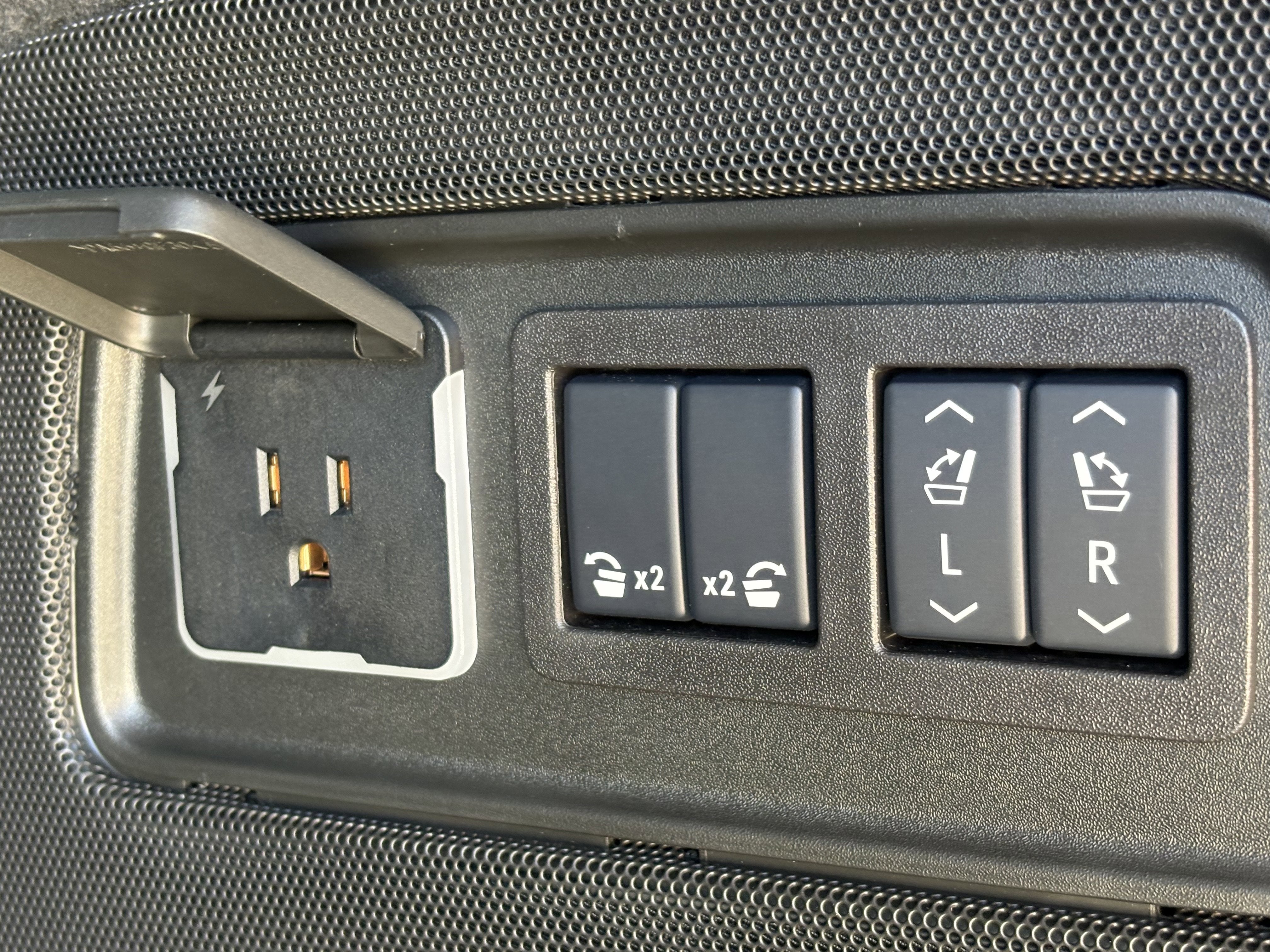 2025 Cadillac Escalade Premium Luxury Platinum