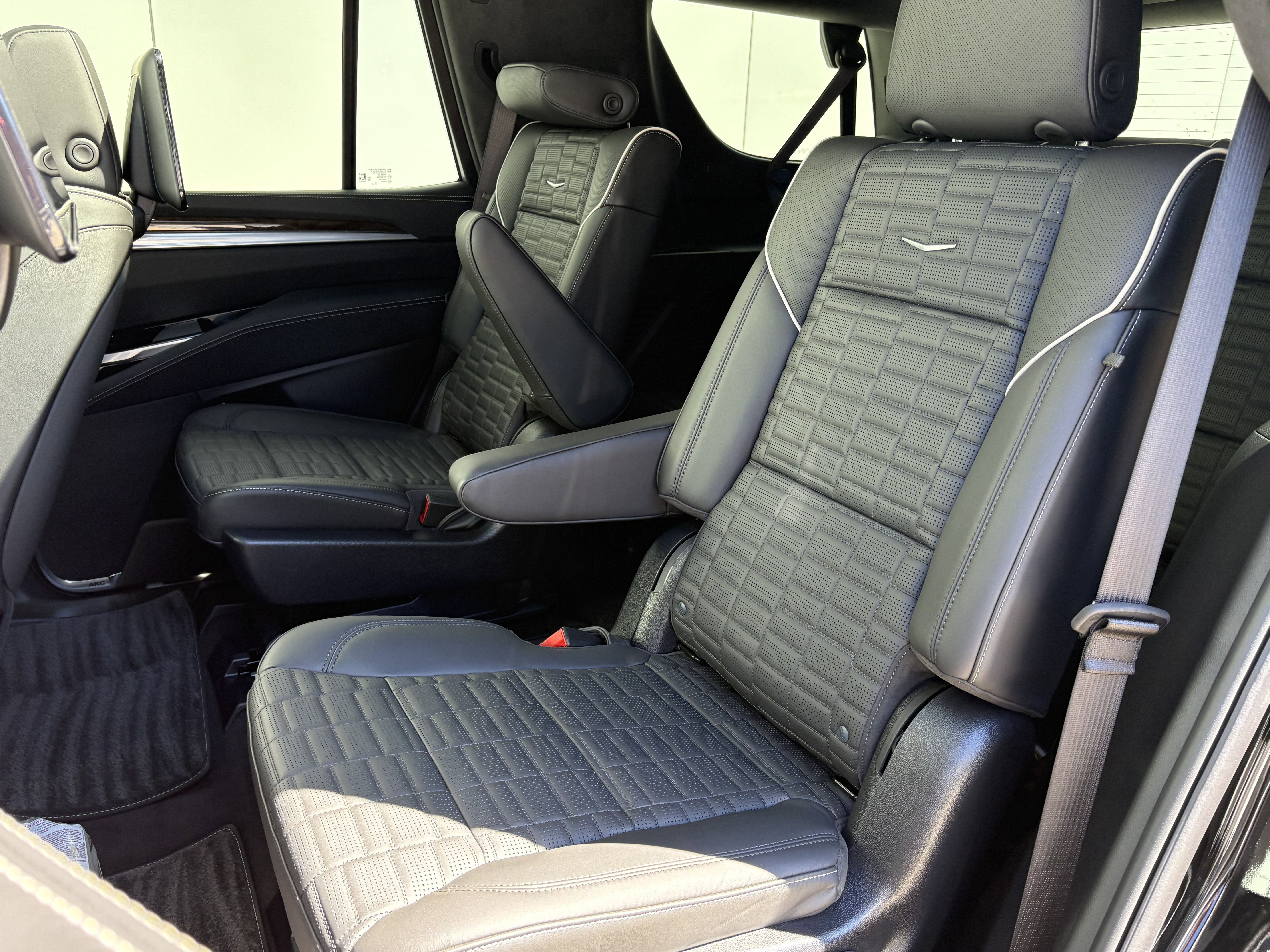 2025 Cadillac Escalade Premium Luxury Platinum