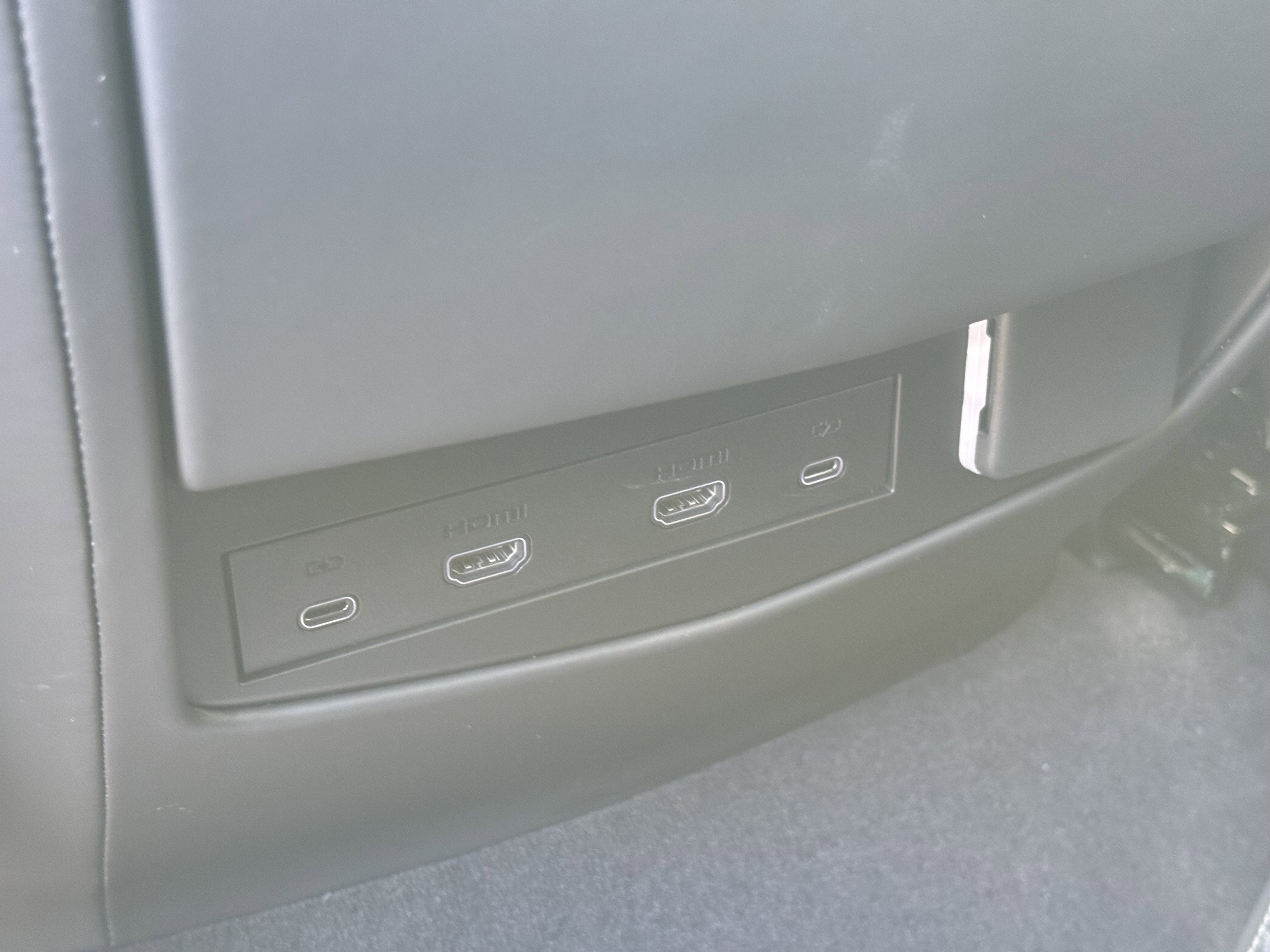 2025 Cadillac Escalade Premium Luxury Platinum