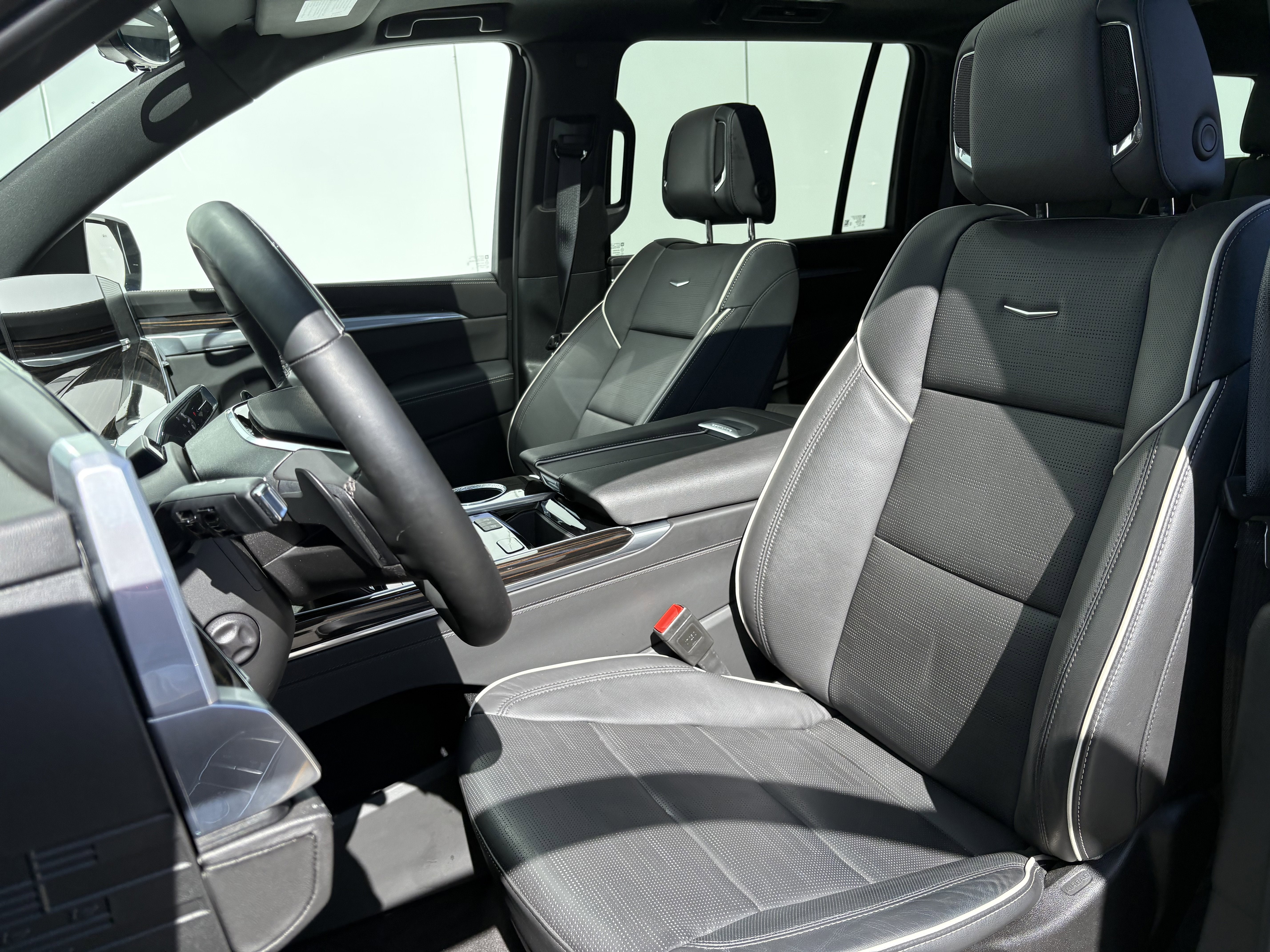 2025 Cadillac Escalade ESV Premium Luxury