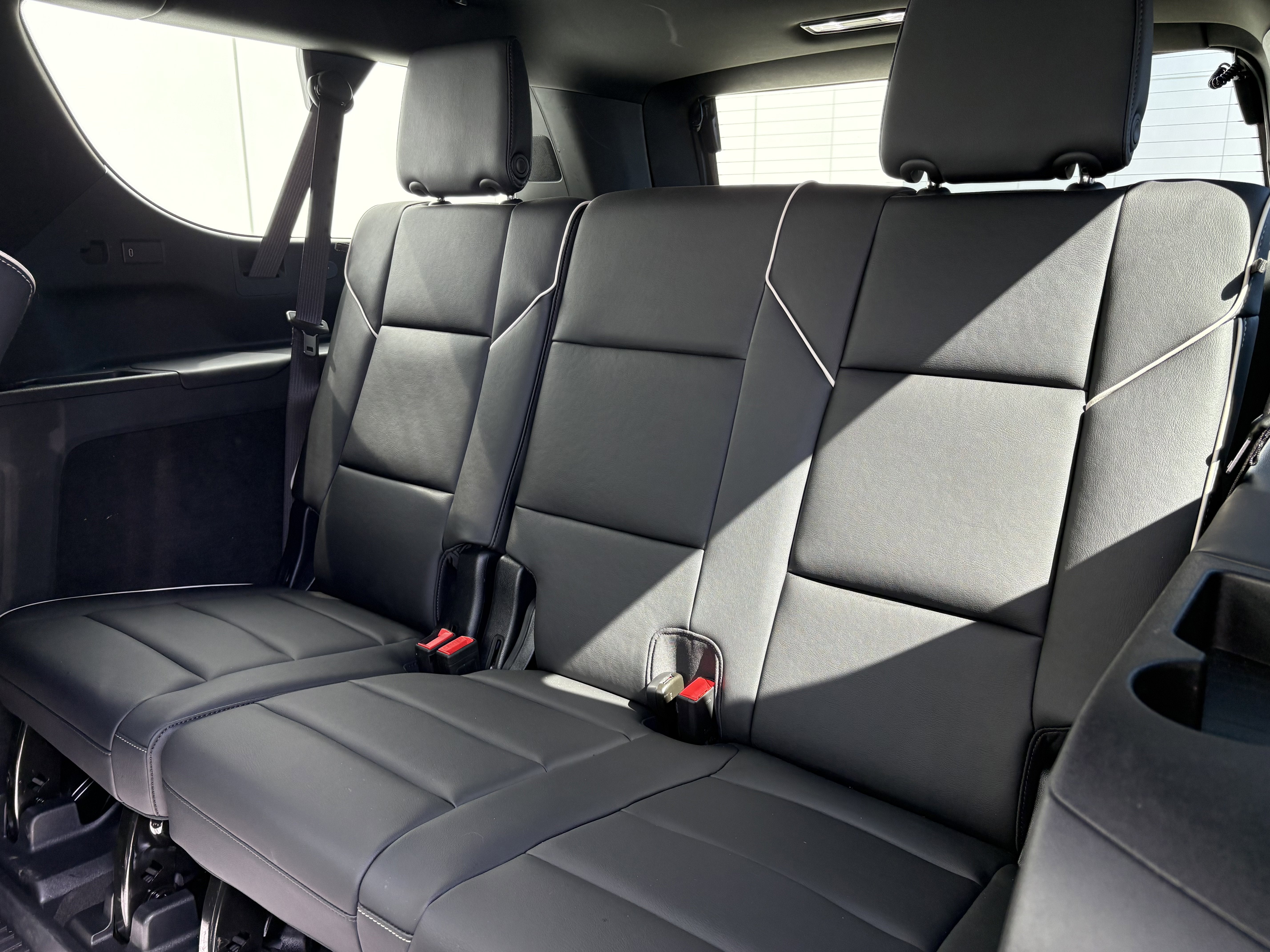 2025 Cadillac Escalade ESV Premium Luxury