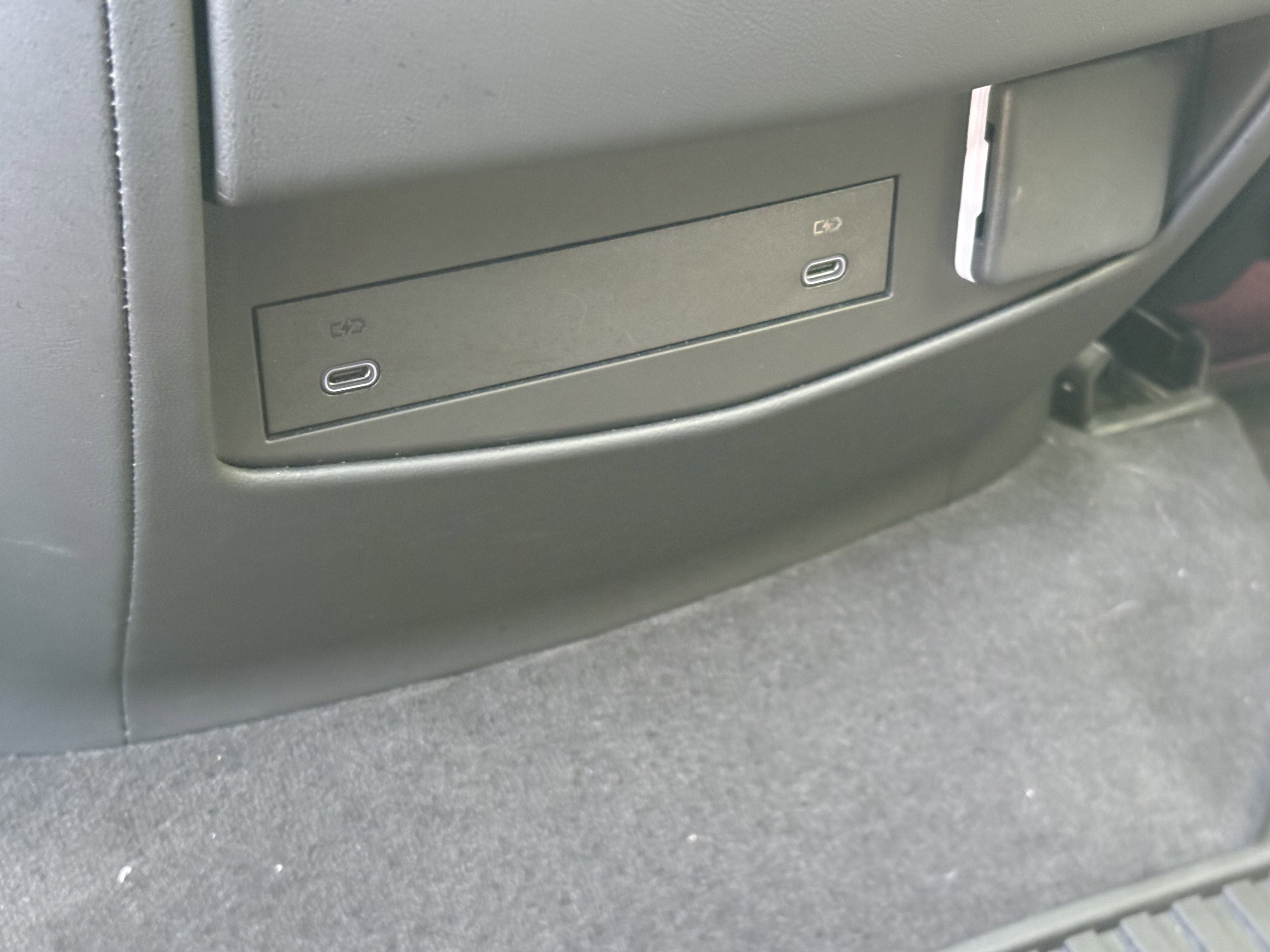 2025 Cadillac Escalade ESV Premium Luxury