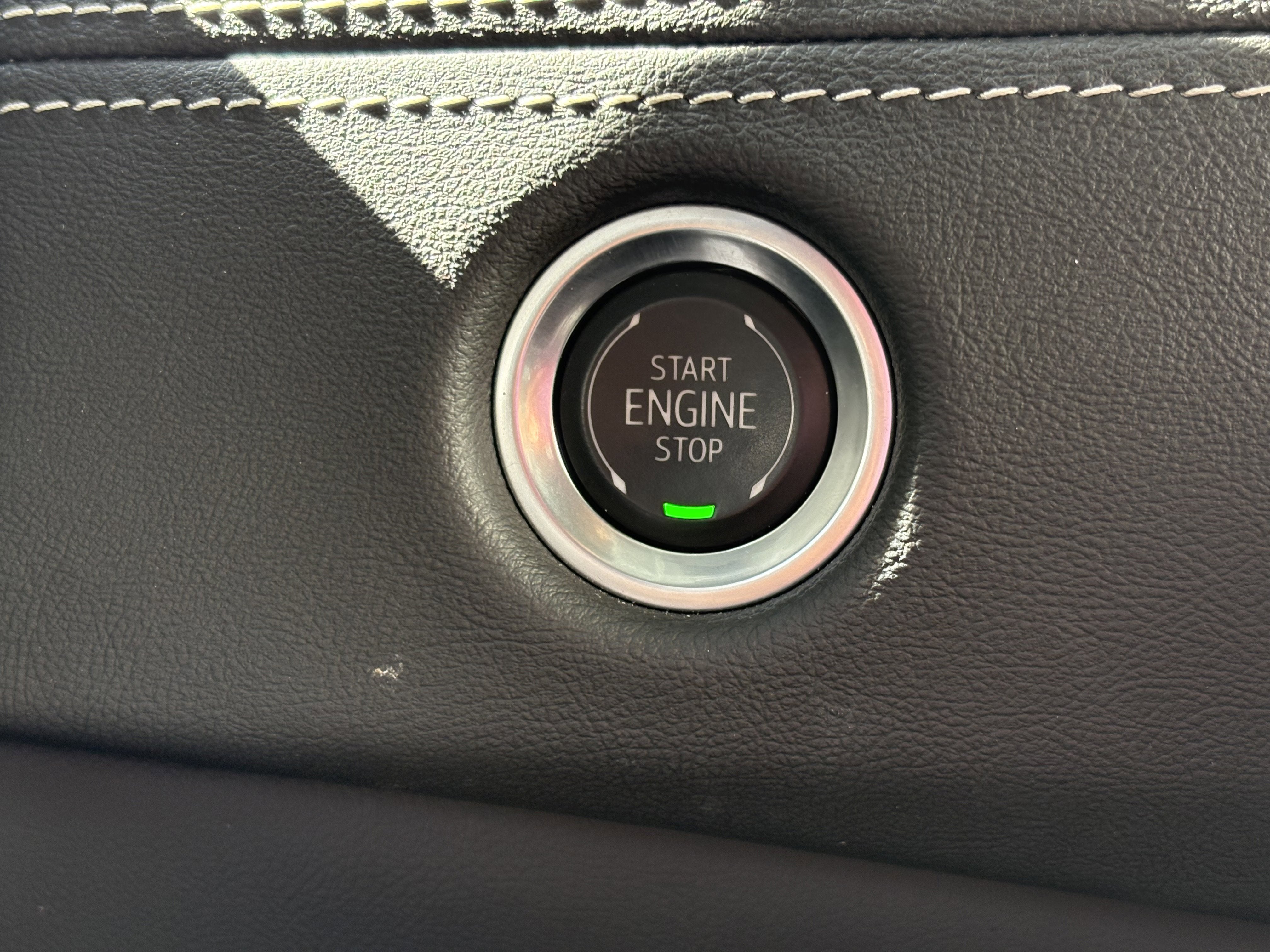 2025 Cadillac Escalade ESV Premium Luxury