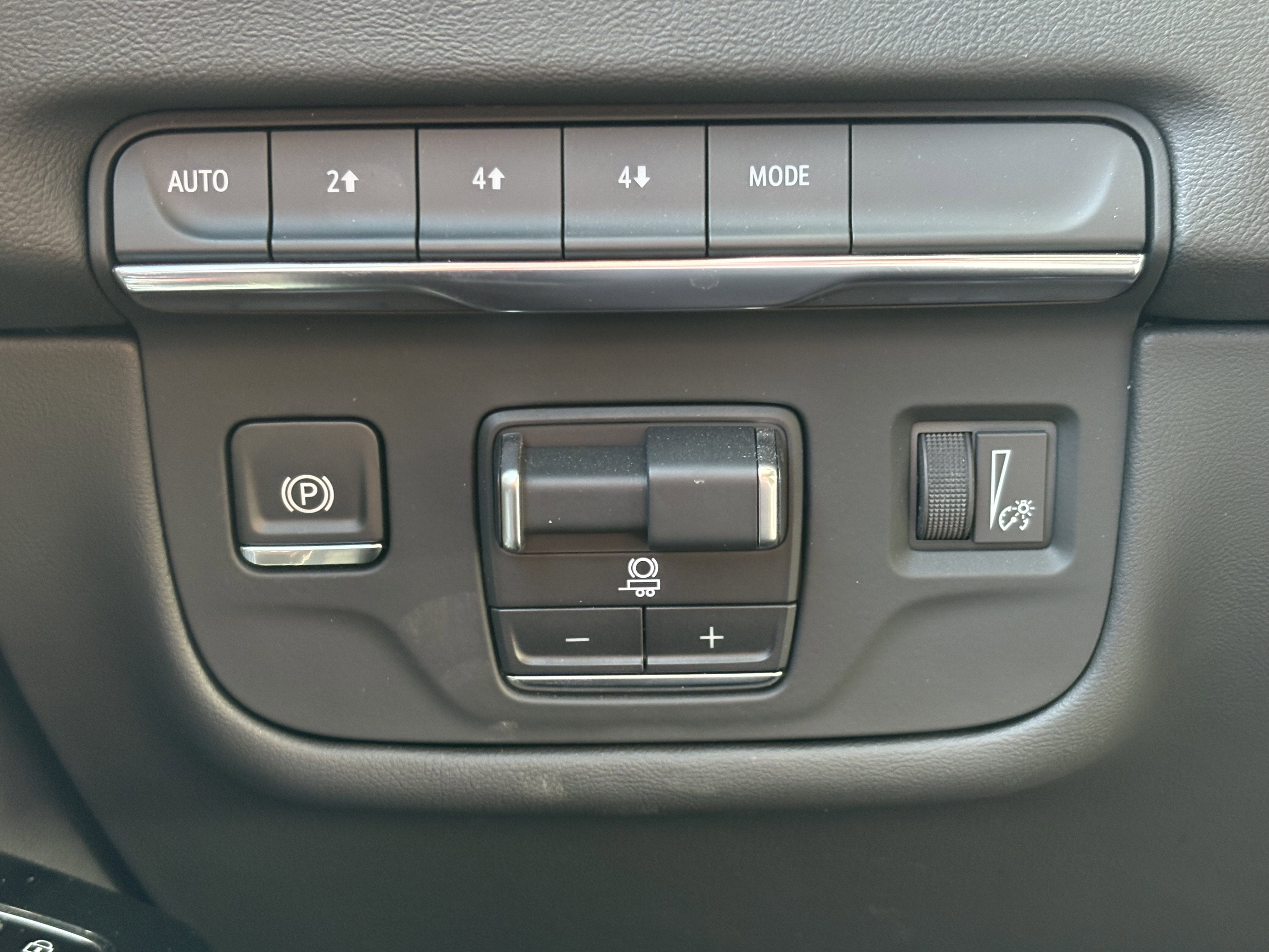 2025 Cadillac Escalade ESV Premium Luxury