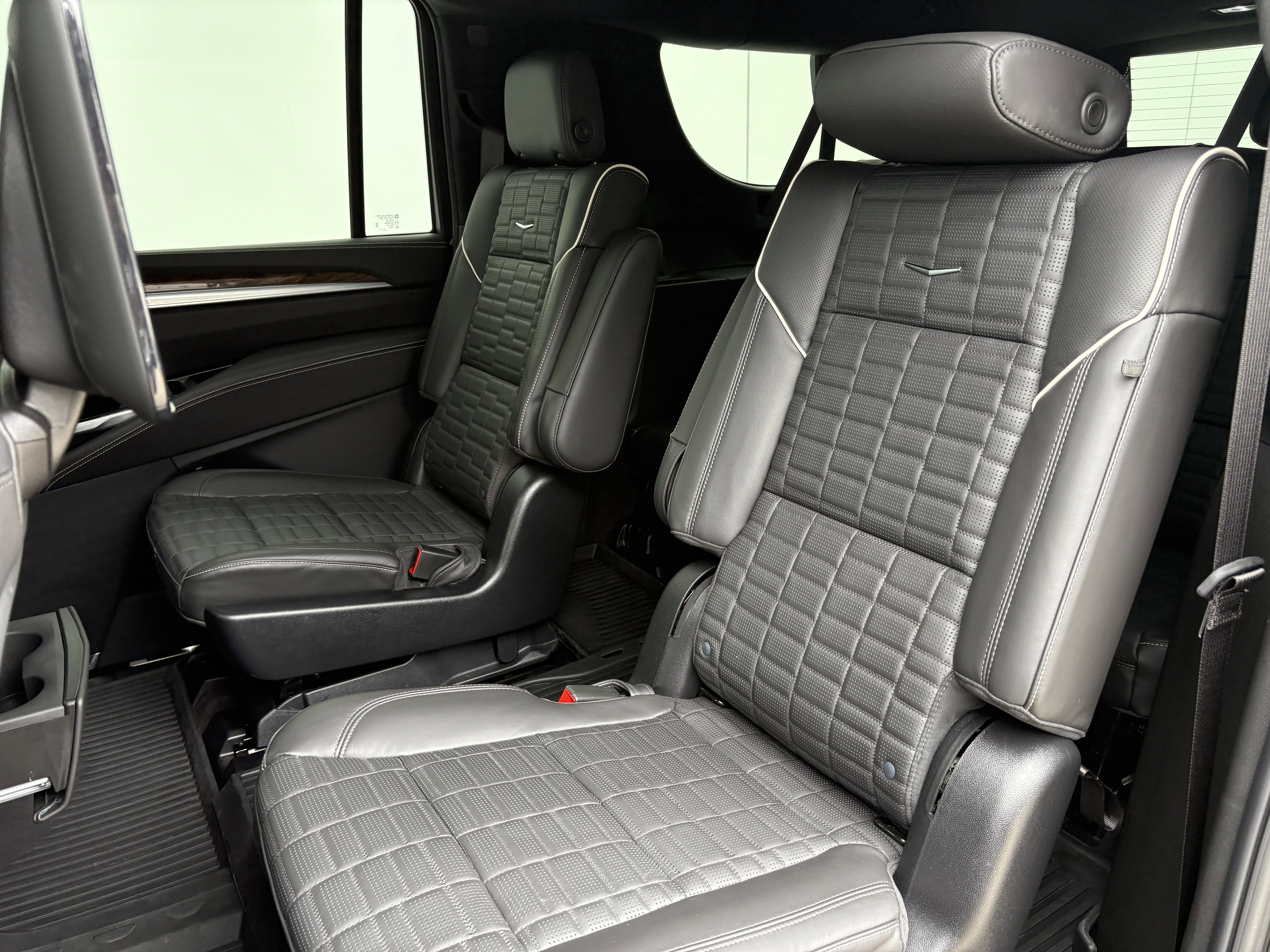 2026 Cadillac Escalade ESV Platinum Luxury
