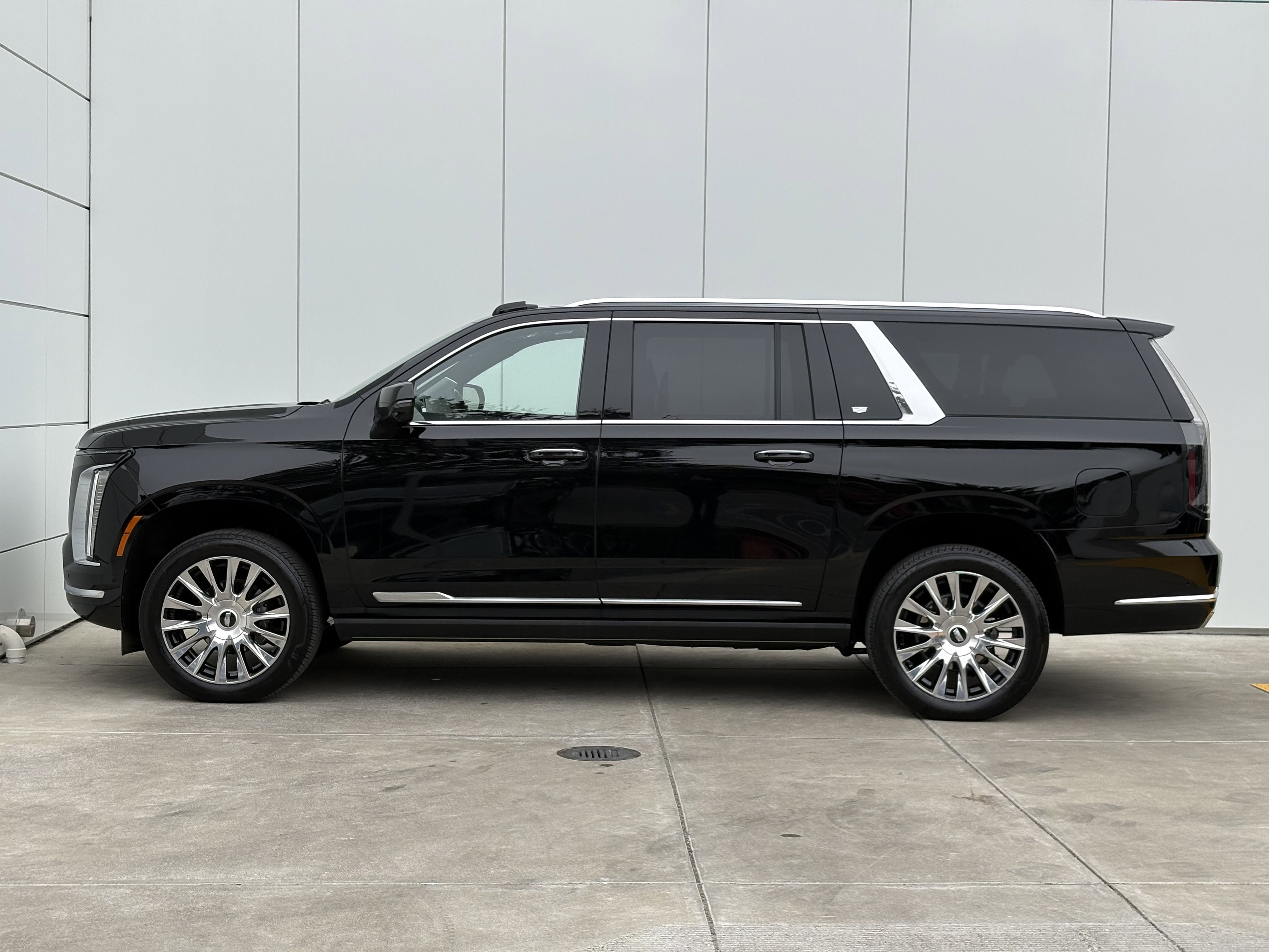 2026 Cadillac Escalade ESV Platinum Luxury